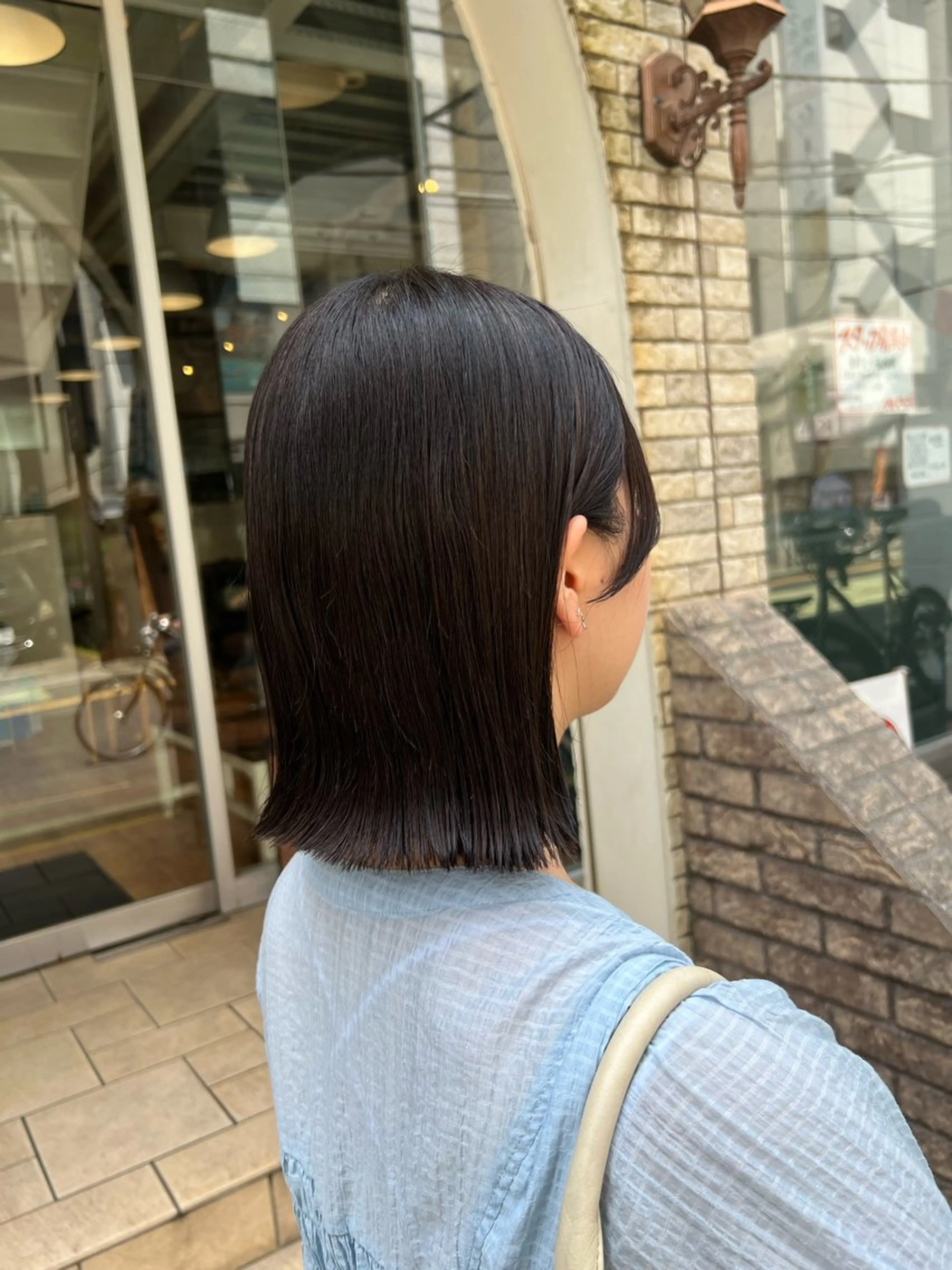 ミディアム 切りっぱなしボブ ボブ 外ハネヘア カット ヘアカラー トリートメント インナーカラー♡ Nanakoのヘアスタイル
