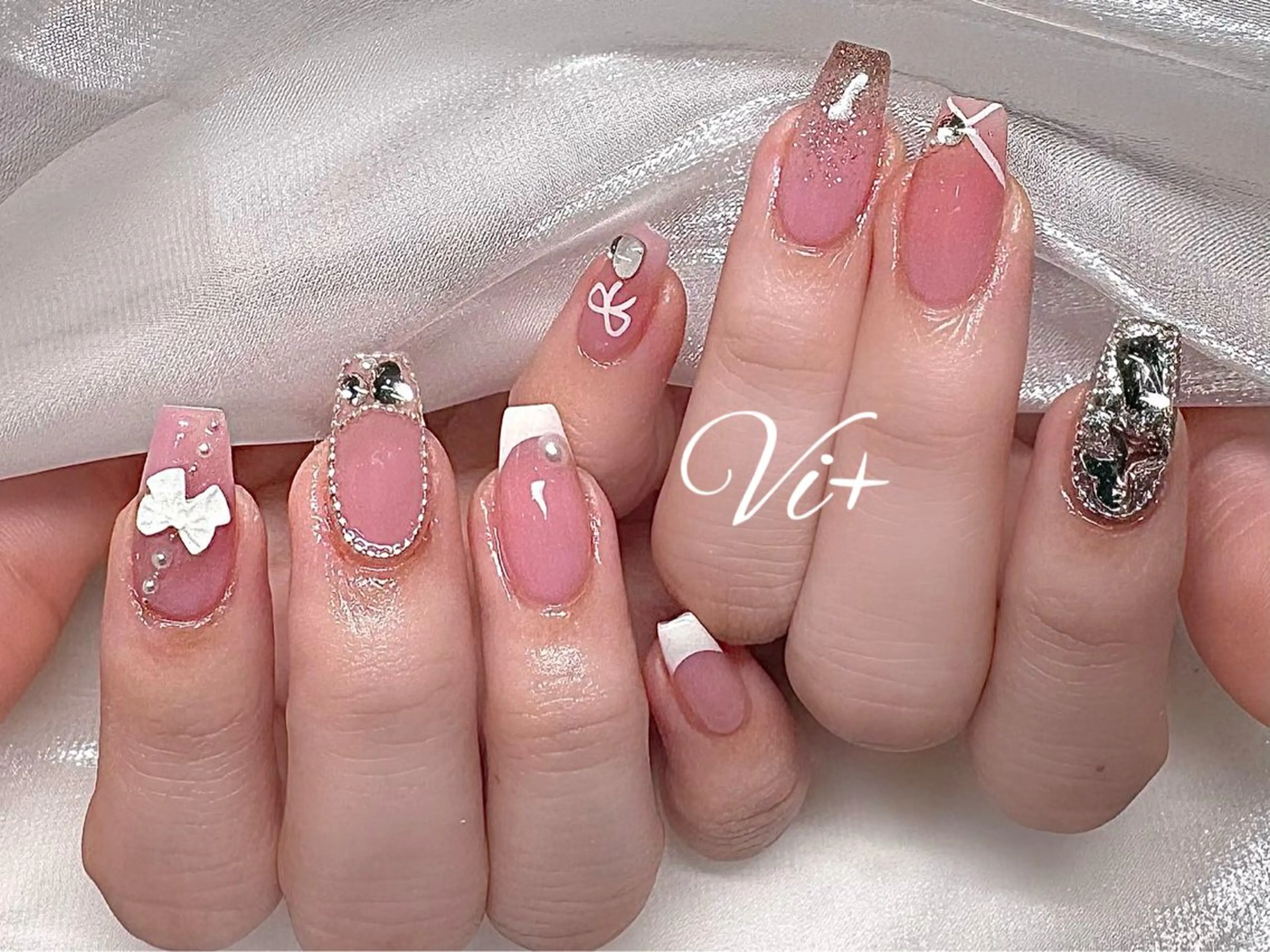 ネイル ハンドネイル ✨Nailsalon Vi+✨のネイルデザイン