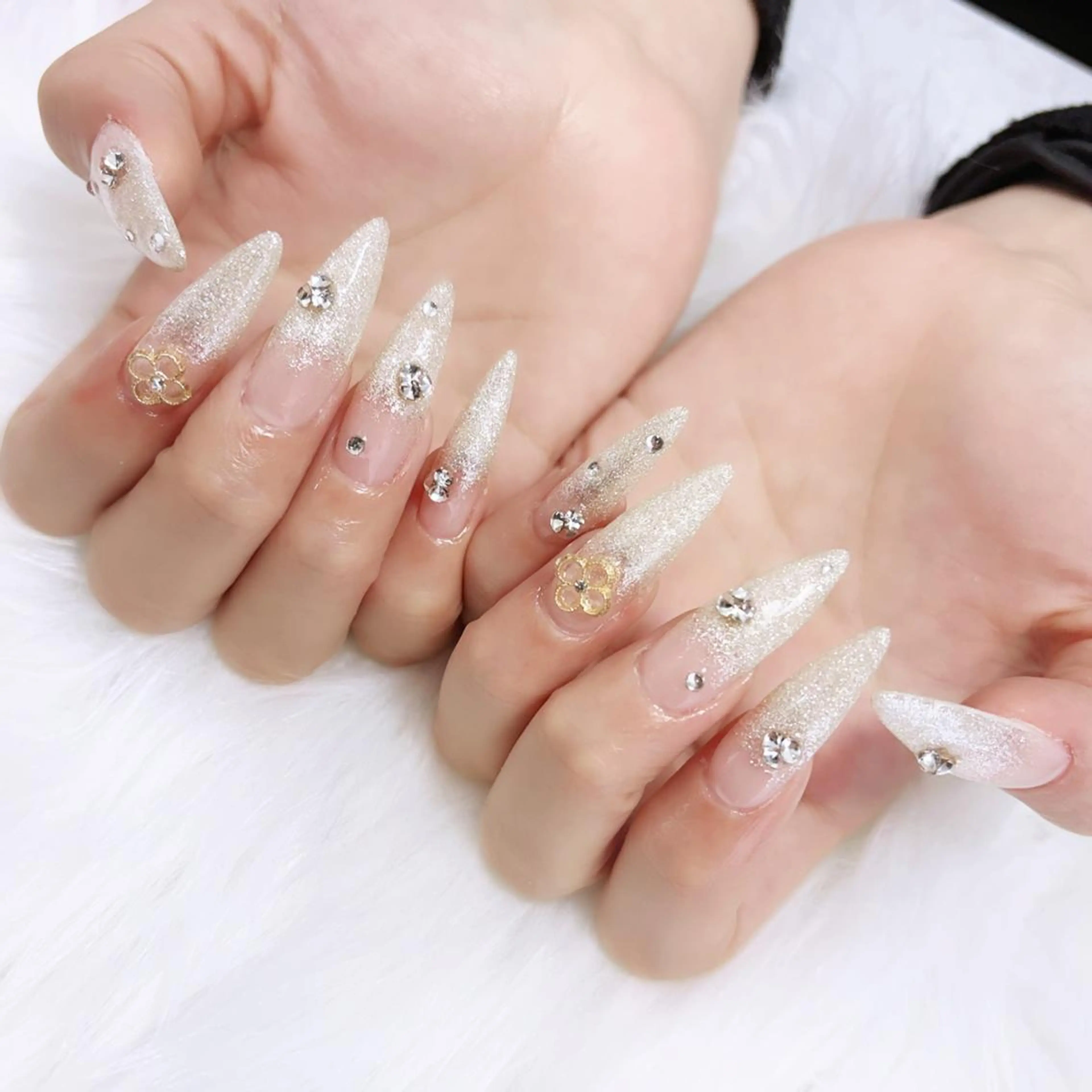 ネイル ハンドネイル REBEST nailのネイルデザイン