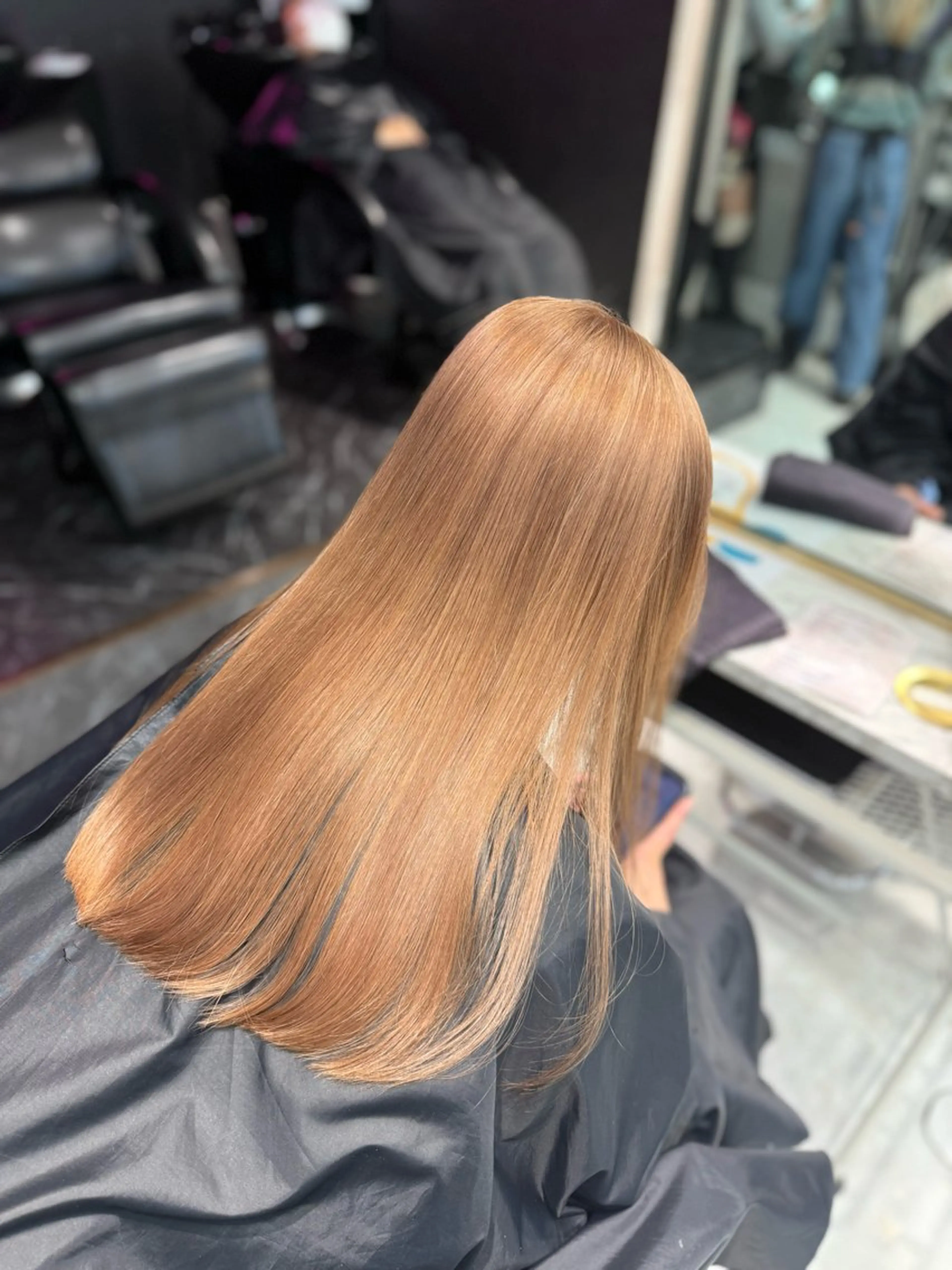 セミロング カラー ベージュカラー ブリーチ ブロンド ピンクカラー ヘアカラー ハイトーン特化/ 複雑履歴修正/拓真のヘアスタイル