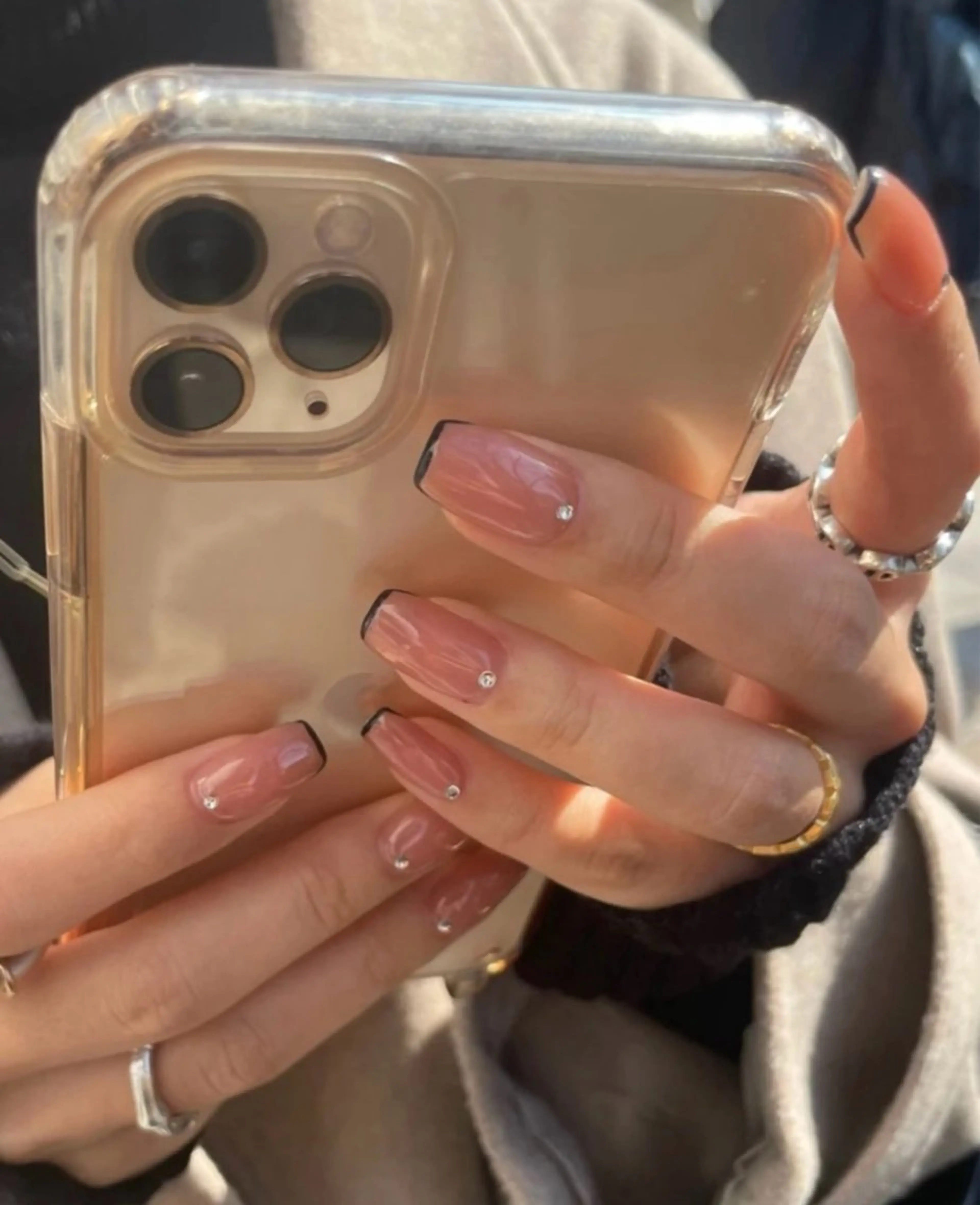 ネイル ハンドネイル ハンドケア UniqueNail 長さだし専門店のネイルデザイン