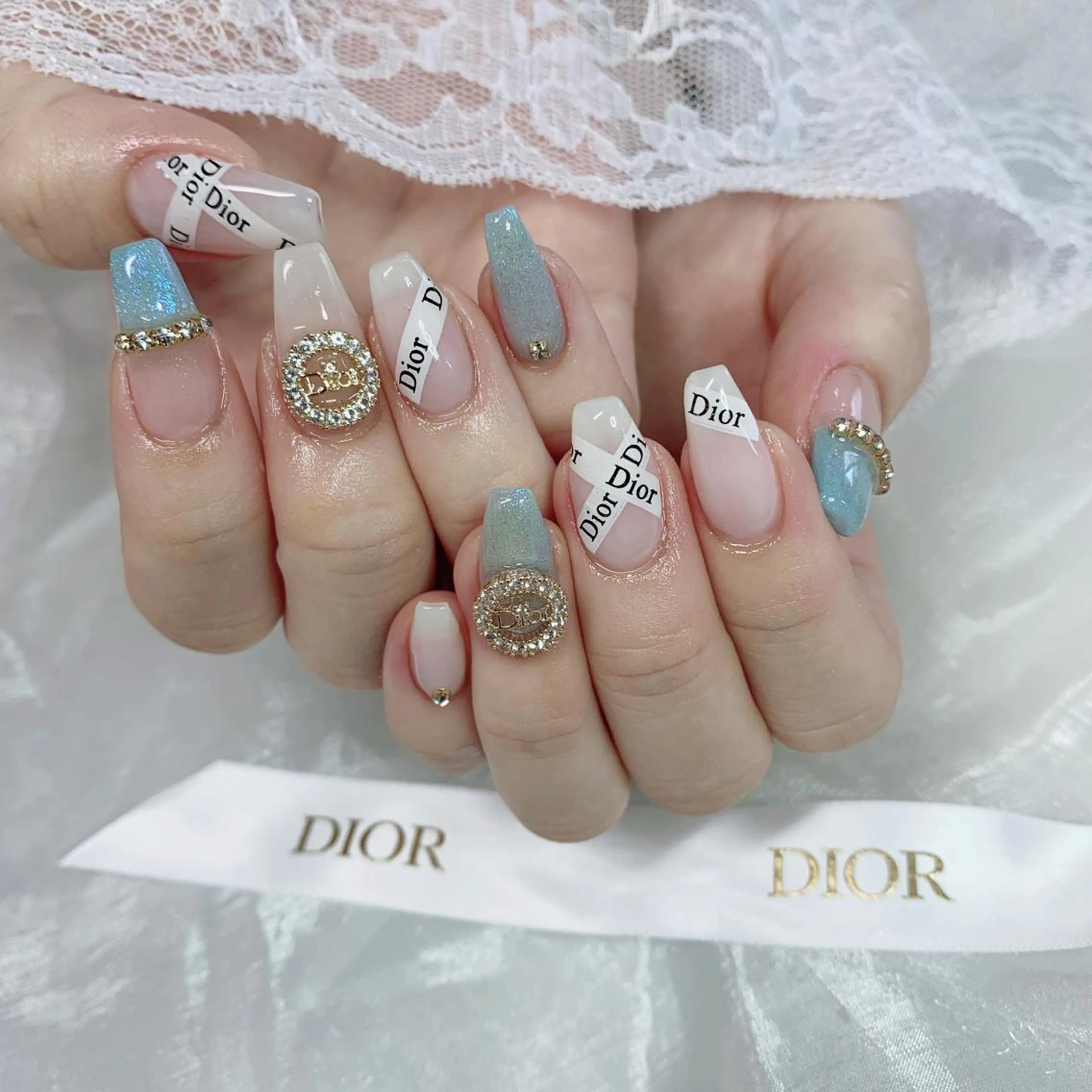 ネイル ハンドネイル La neige* yuki 🥯🍑のネイルデザイン