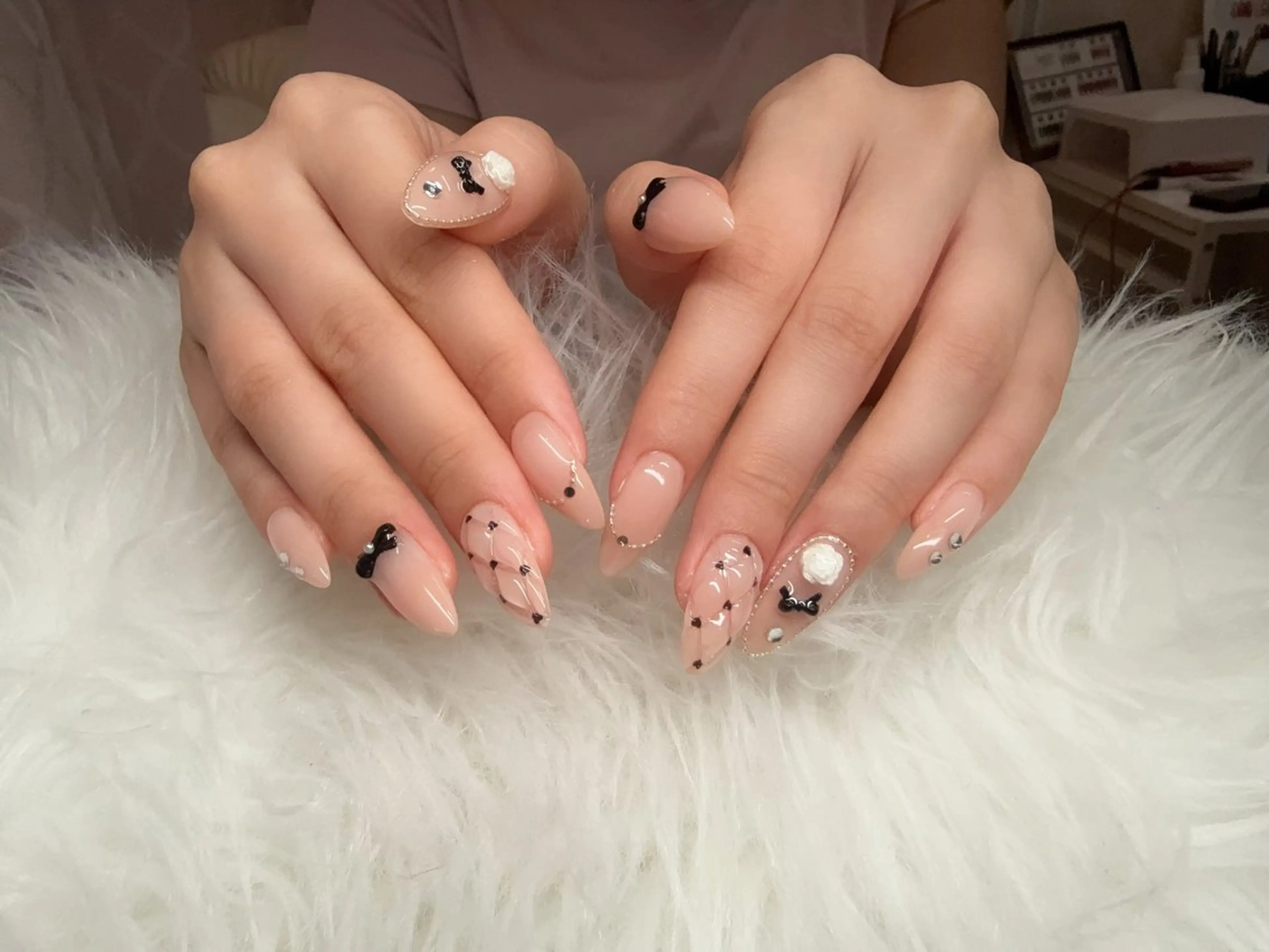 ネイル フレンチネイル グラデーション マグネットネイル ミラーネイル yurinail所属・yuri nail 高田馬場のネイルデザイン