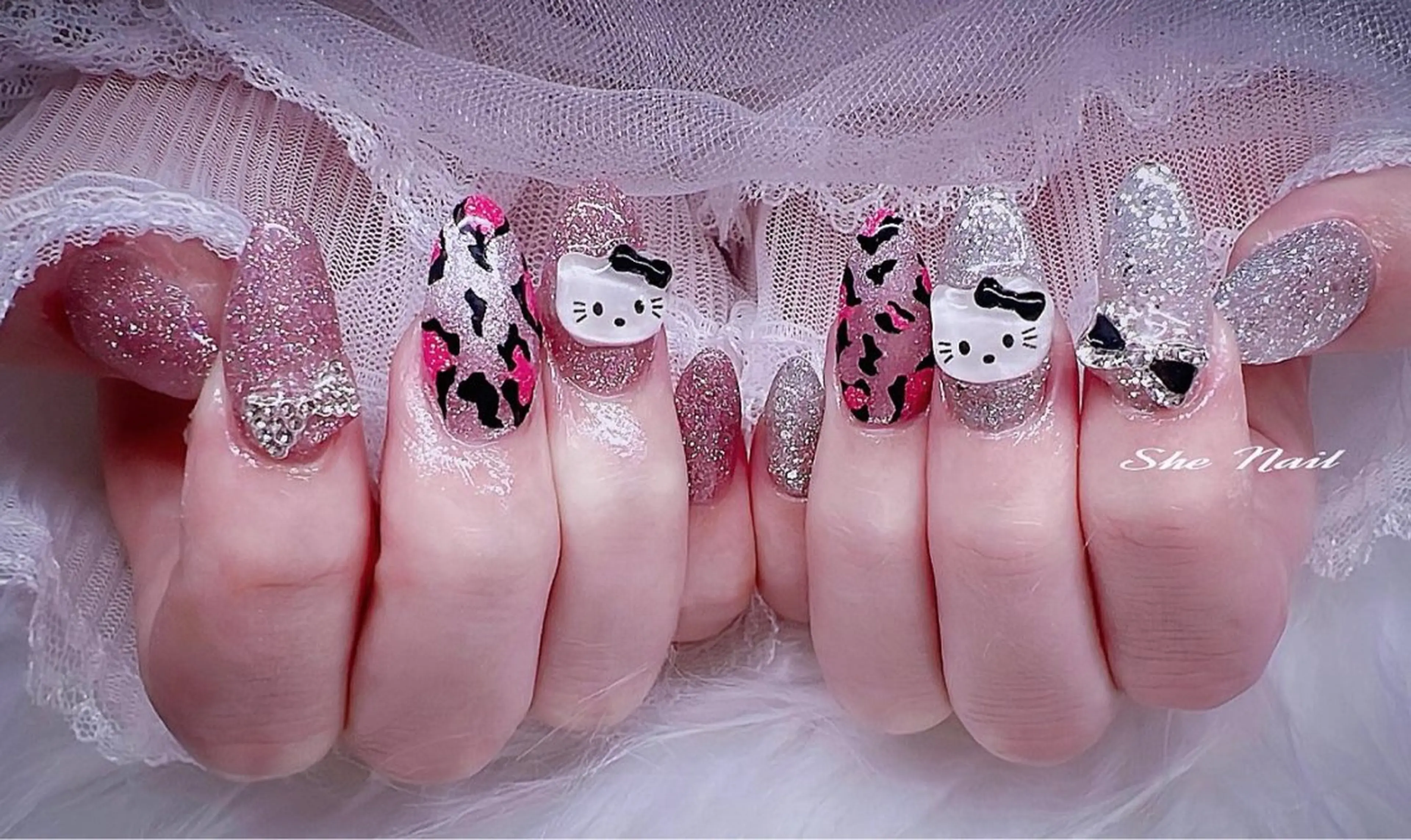 ネイル チークネイル 長さ出し フラッシュネイル フレンチネイル ガラスフレンチ ハンドネイル She   Nail所属・ISA_ BELLAのネイルデザイン