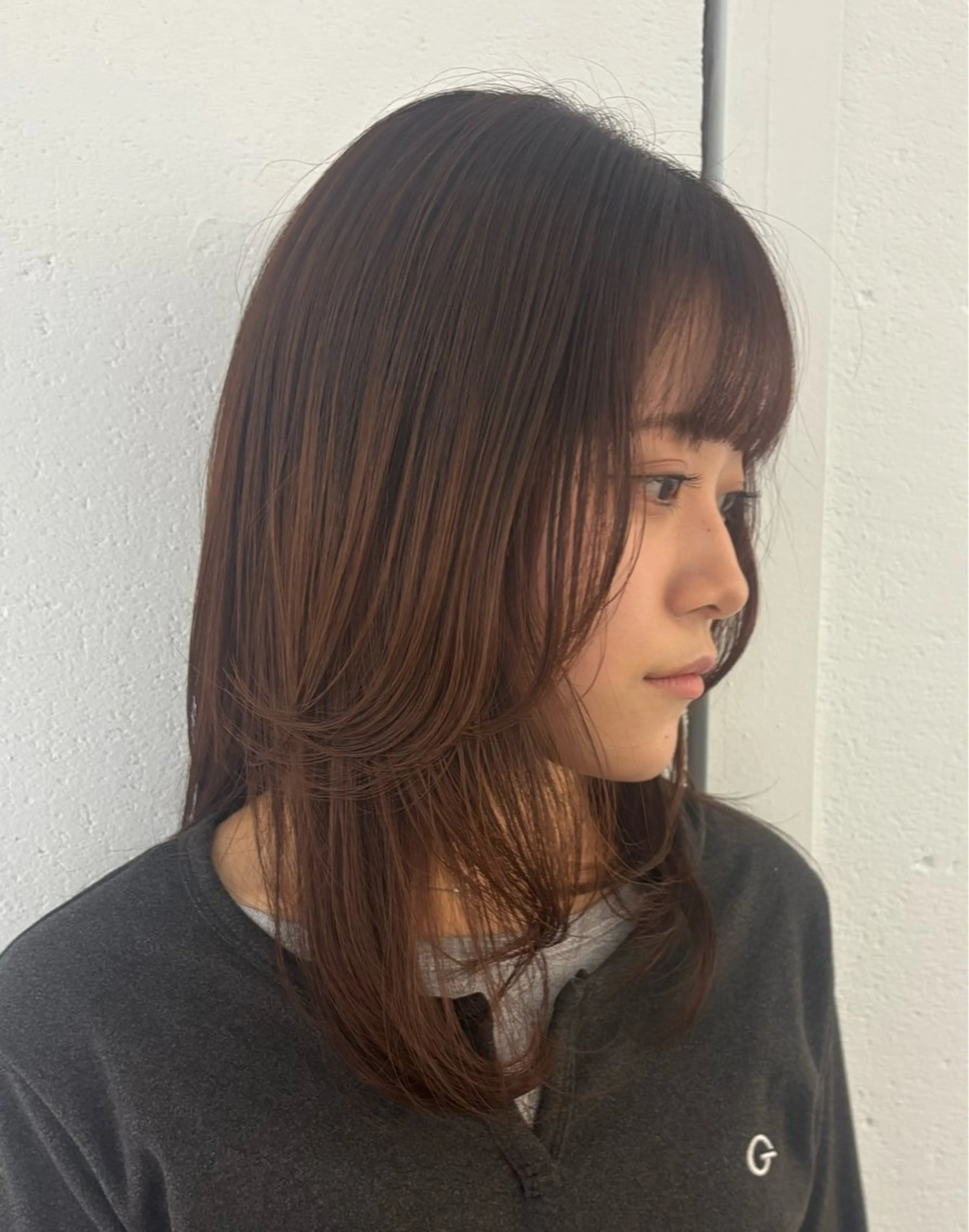 セミロング 村上 奈乃果のヘアスタイル