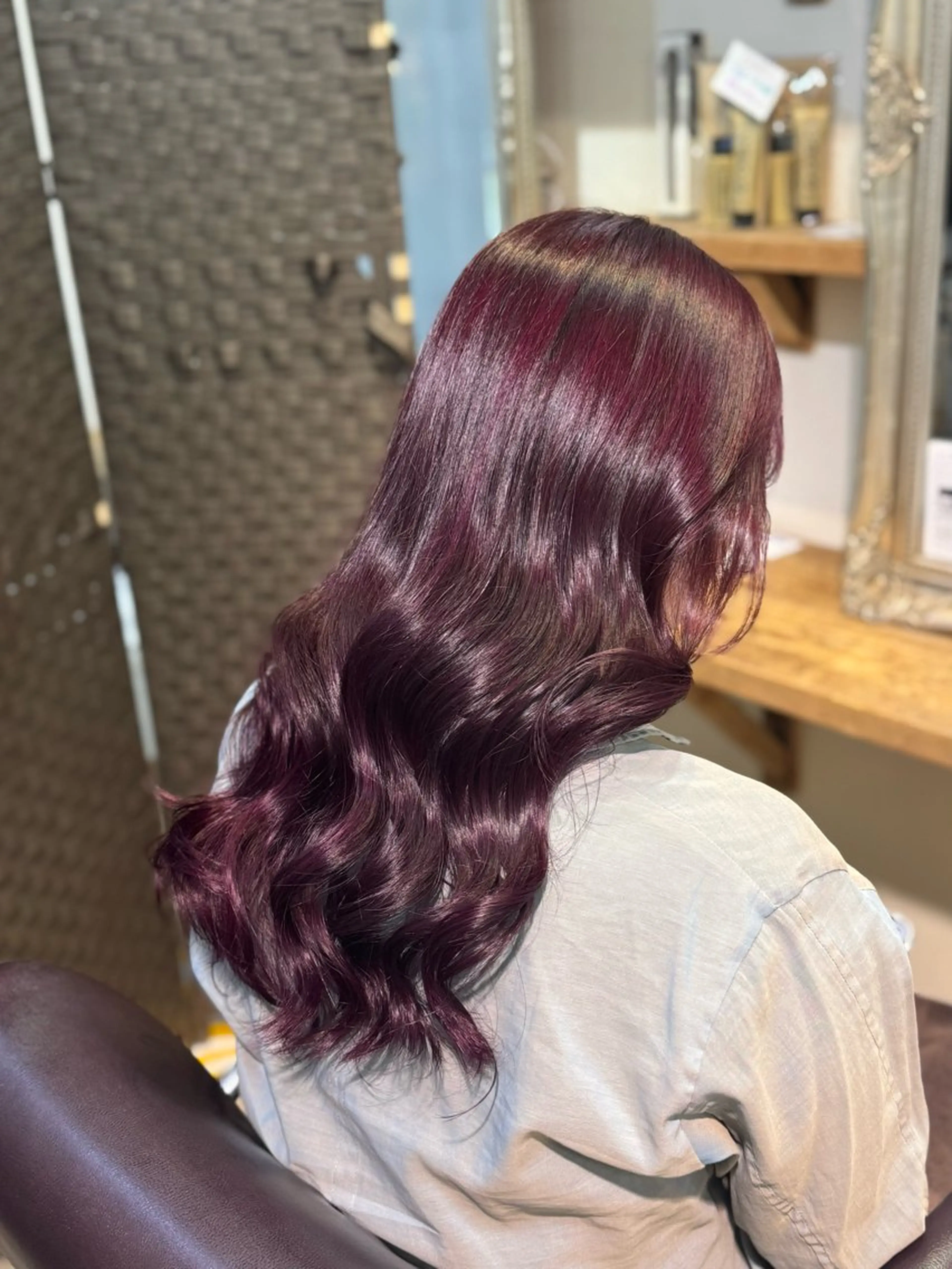 セミロング カラー ハイトーン/ネイル /ミウ 🌺❤︎のヘアスタイル