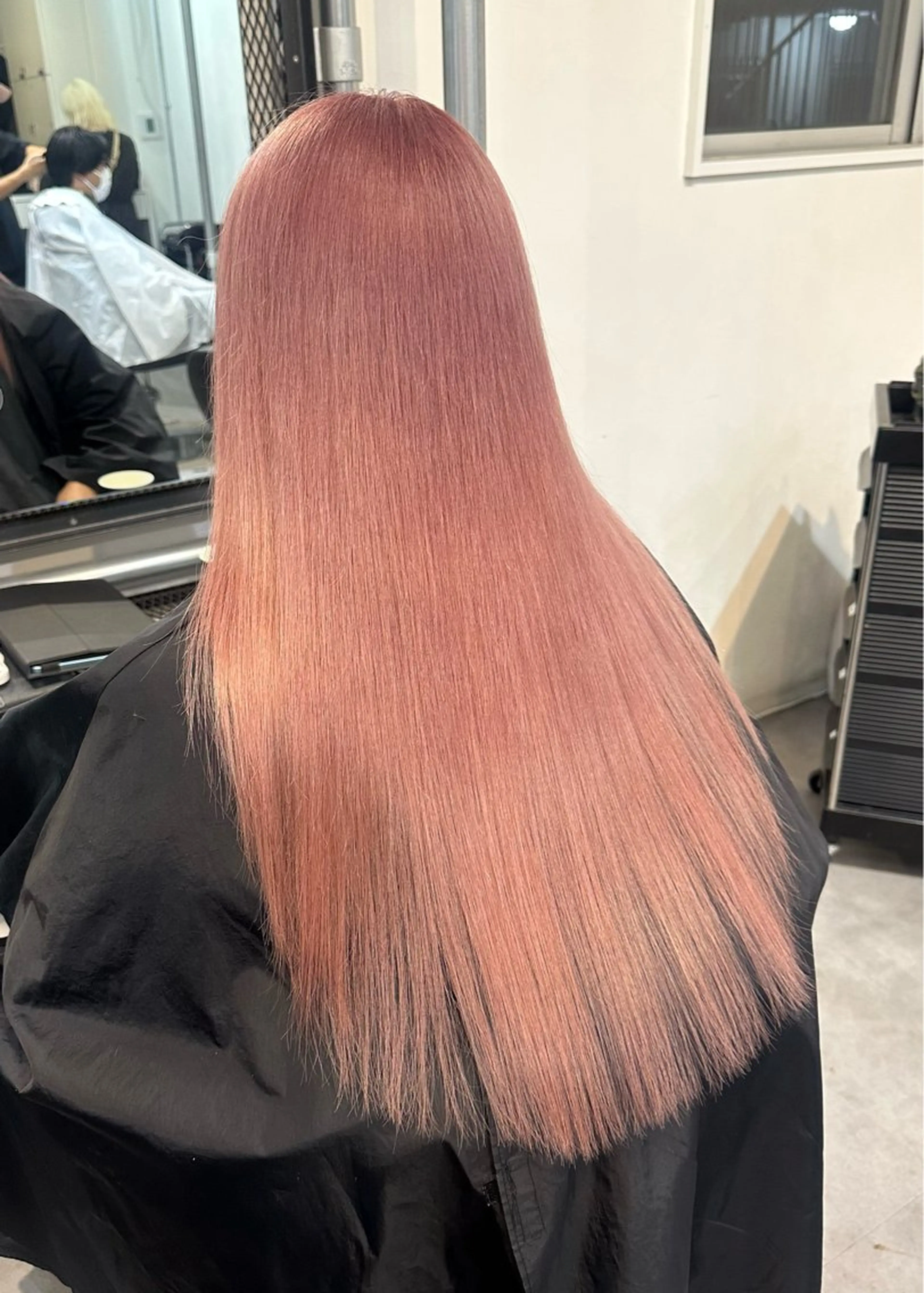 ロング カラー ヘアカラー トリートメント レイヤー/ハイトーン WAKANAのヘアスタイル