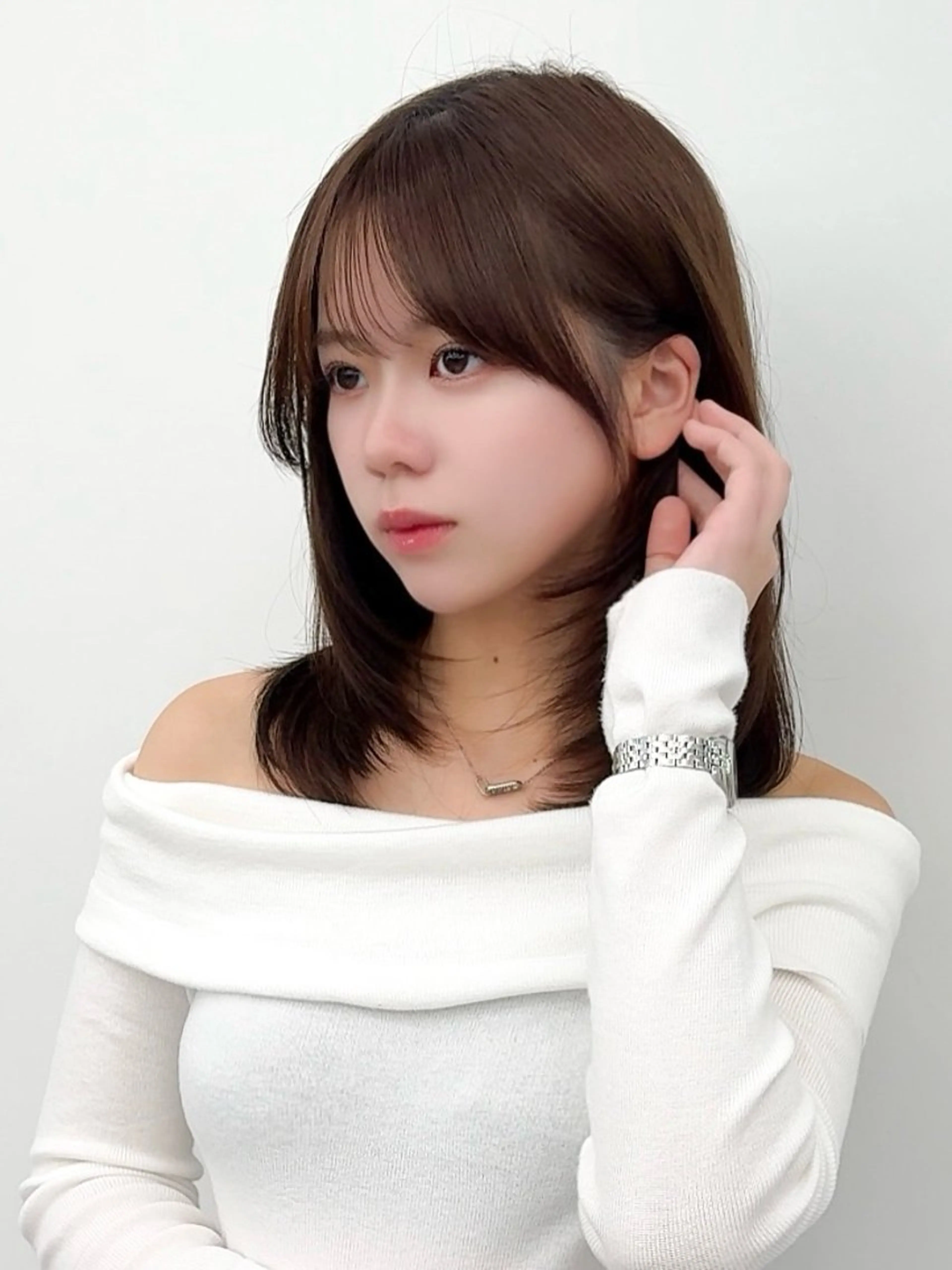 ミディアム カラー ヘアアレンジ カット ヘアカラー トリートメント 最小顔周り&レイヤー 特化/池袋/kokiのヘアスタイル