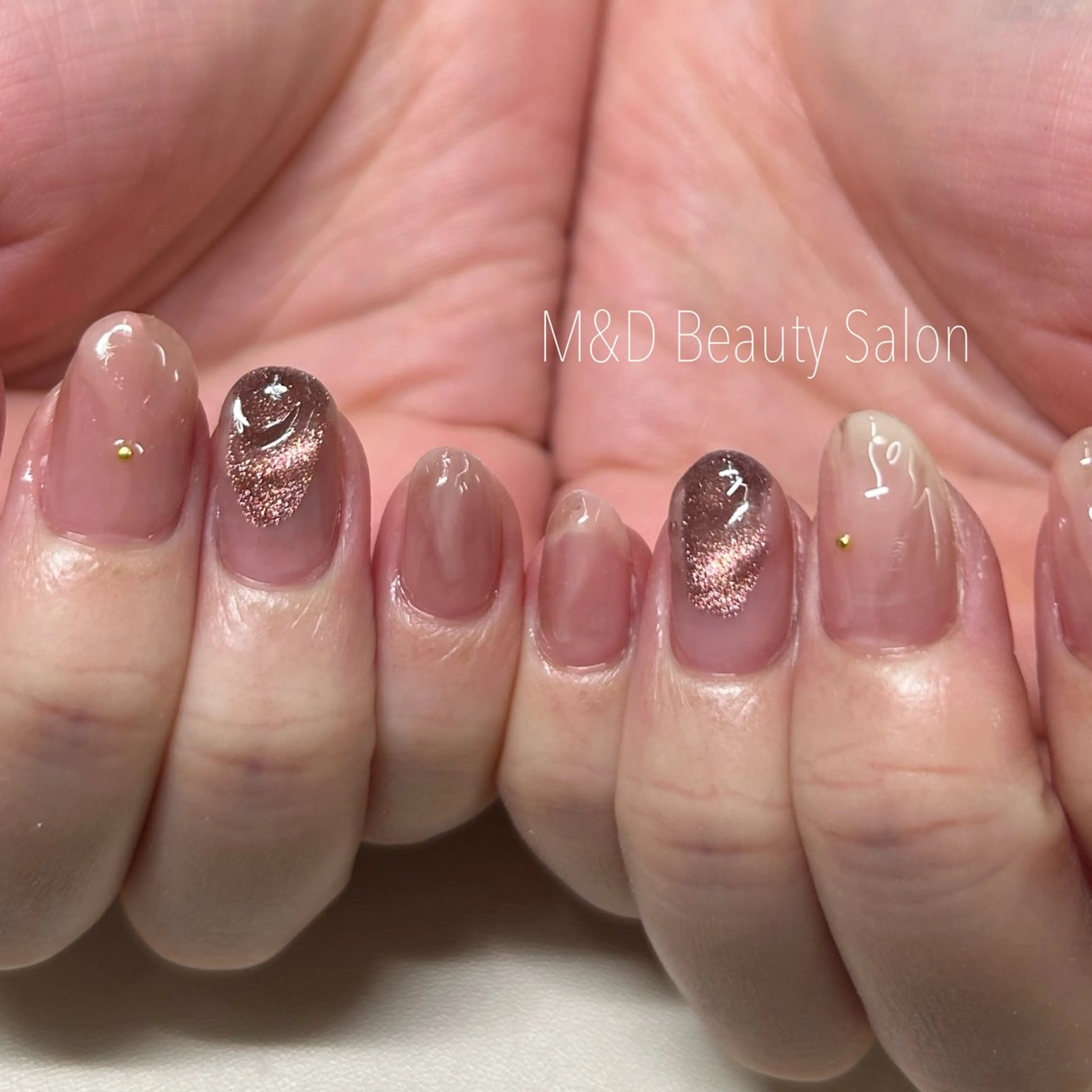 ネイル ニュアンスネイル M&D Beauty Salon 銀座店所属・M&D銀座 AYAのネイルデザイン