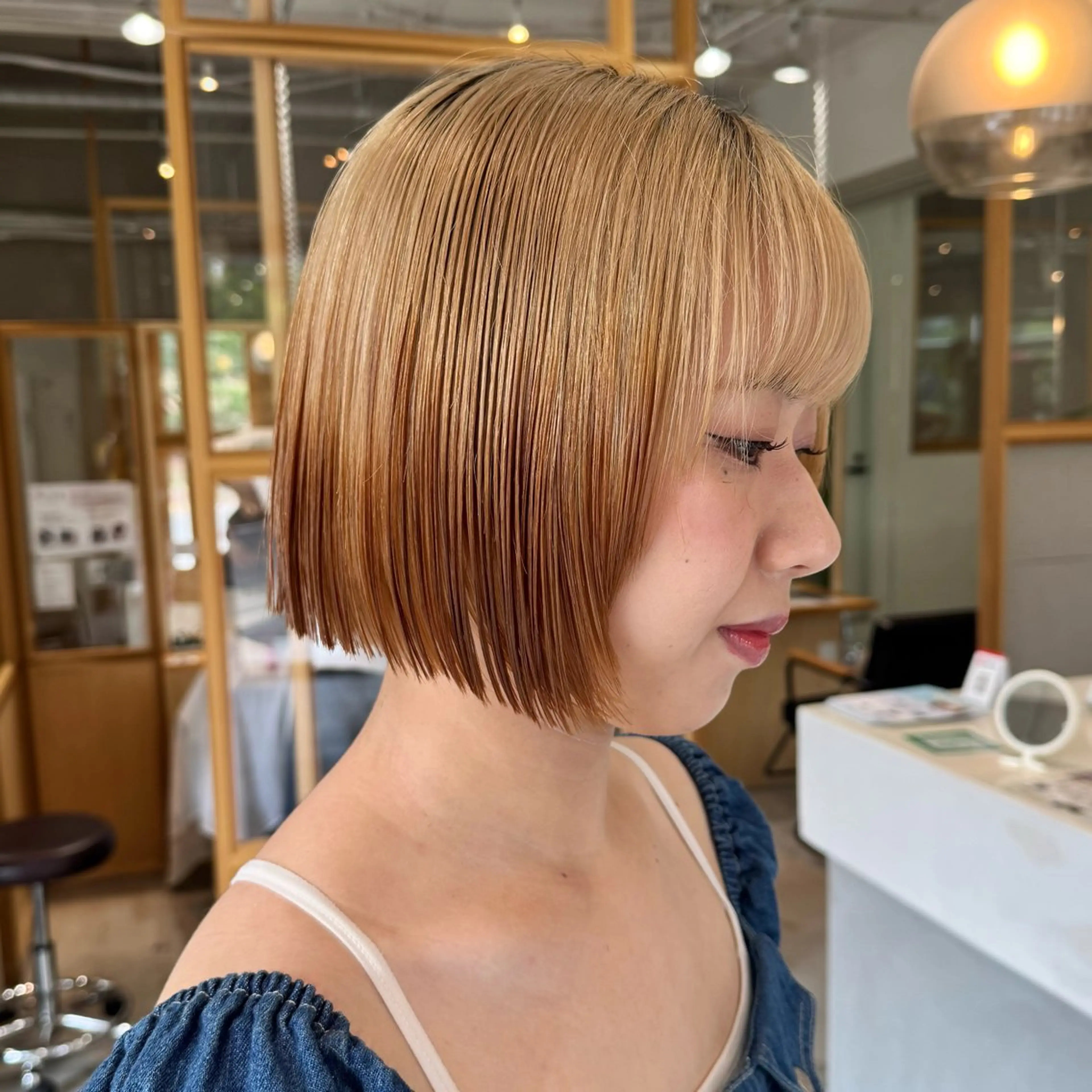 ショート FERIA かりんのヘアスタイル