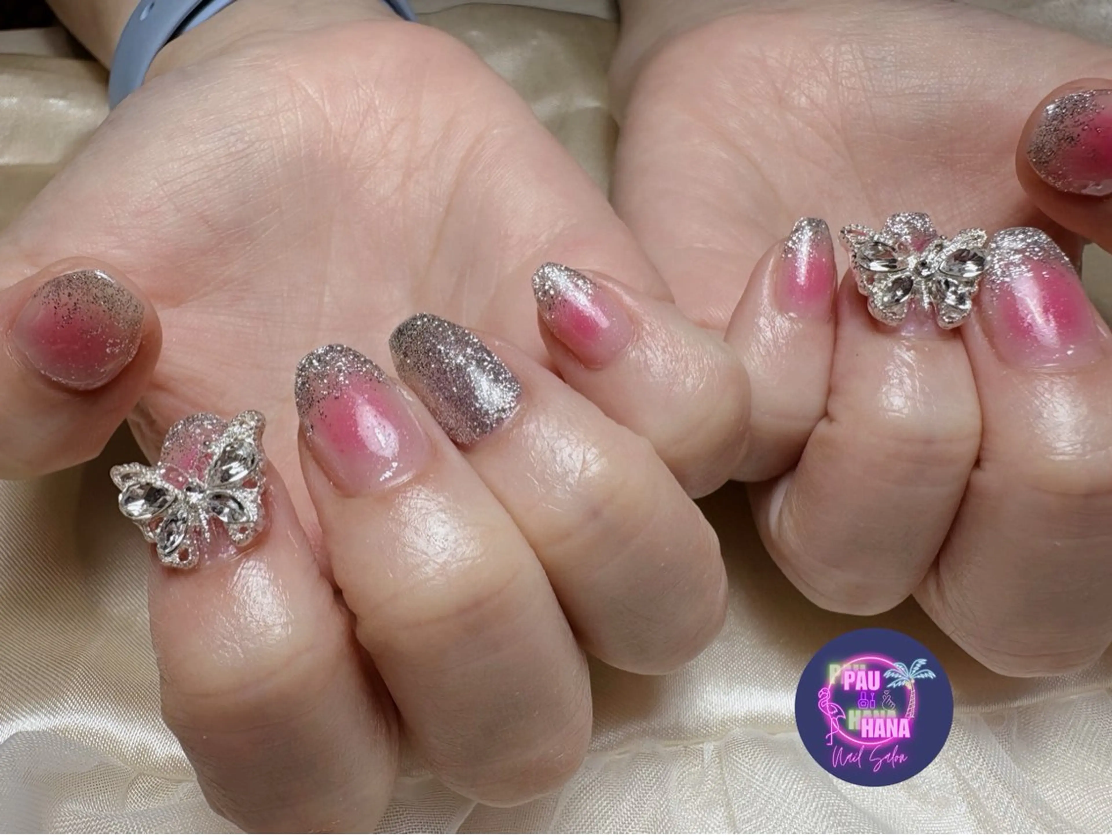 【オフなし・ハンド】12月末まで🎄✨写真のネイルの写真