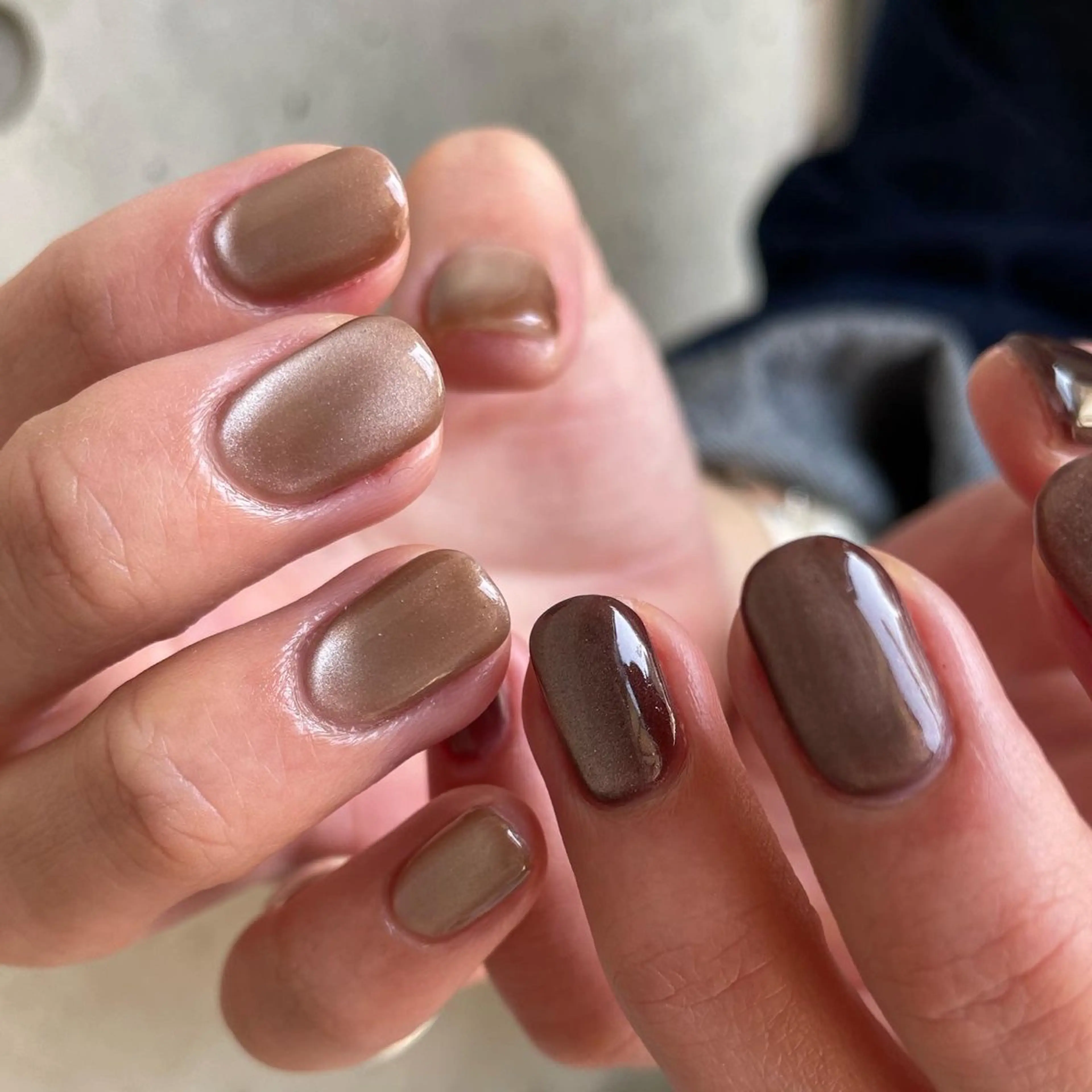 ネイル マグネットネイル ハンドネイル ハンドケア Manon Yuiのマツエク・マツパデザイン