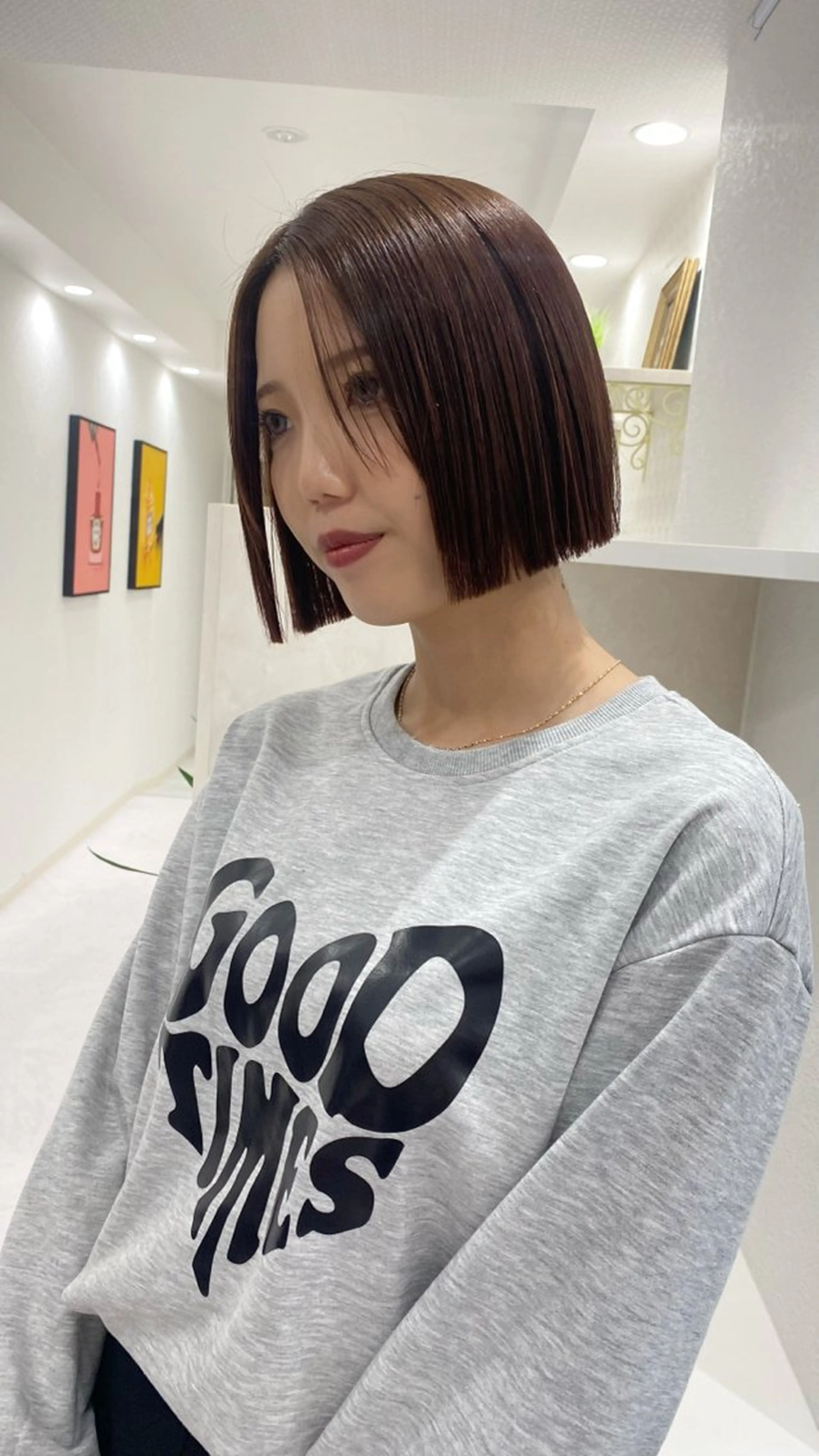 ショート 切りっぱなしボブ ボブ ヘアカラー RURI韓国ボブ 🇰🇷タッセルボブのヘアスタイル