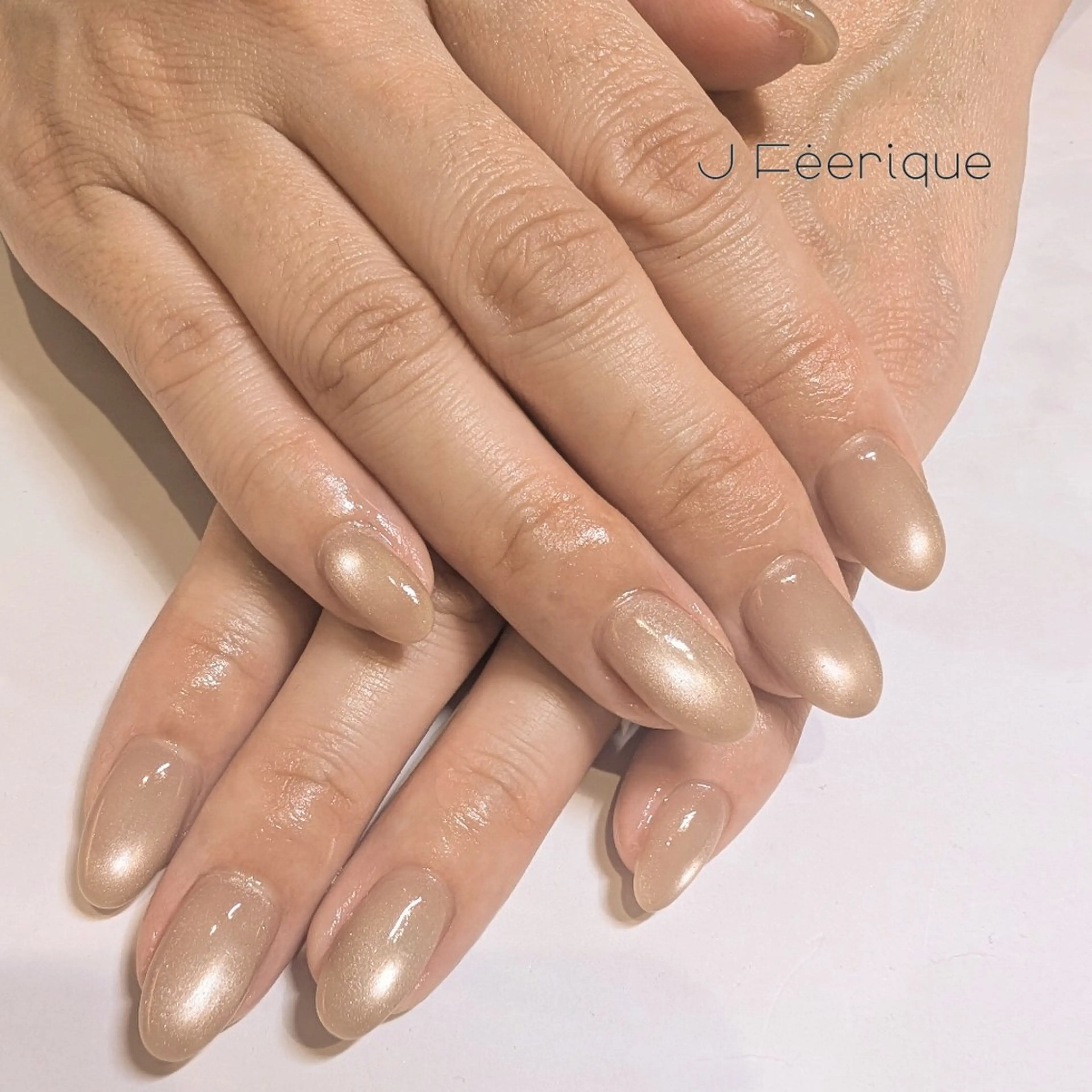 ネイル ハンドネイル ハンドケア Eri 歴8年 / 南森町ネイル💅のネイルデザイン