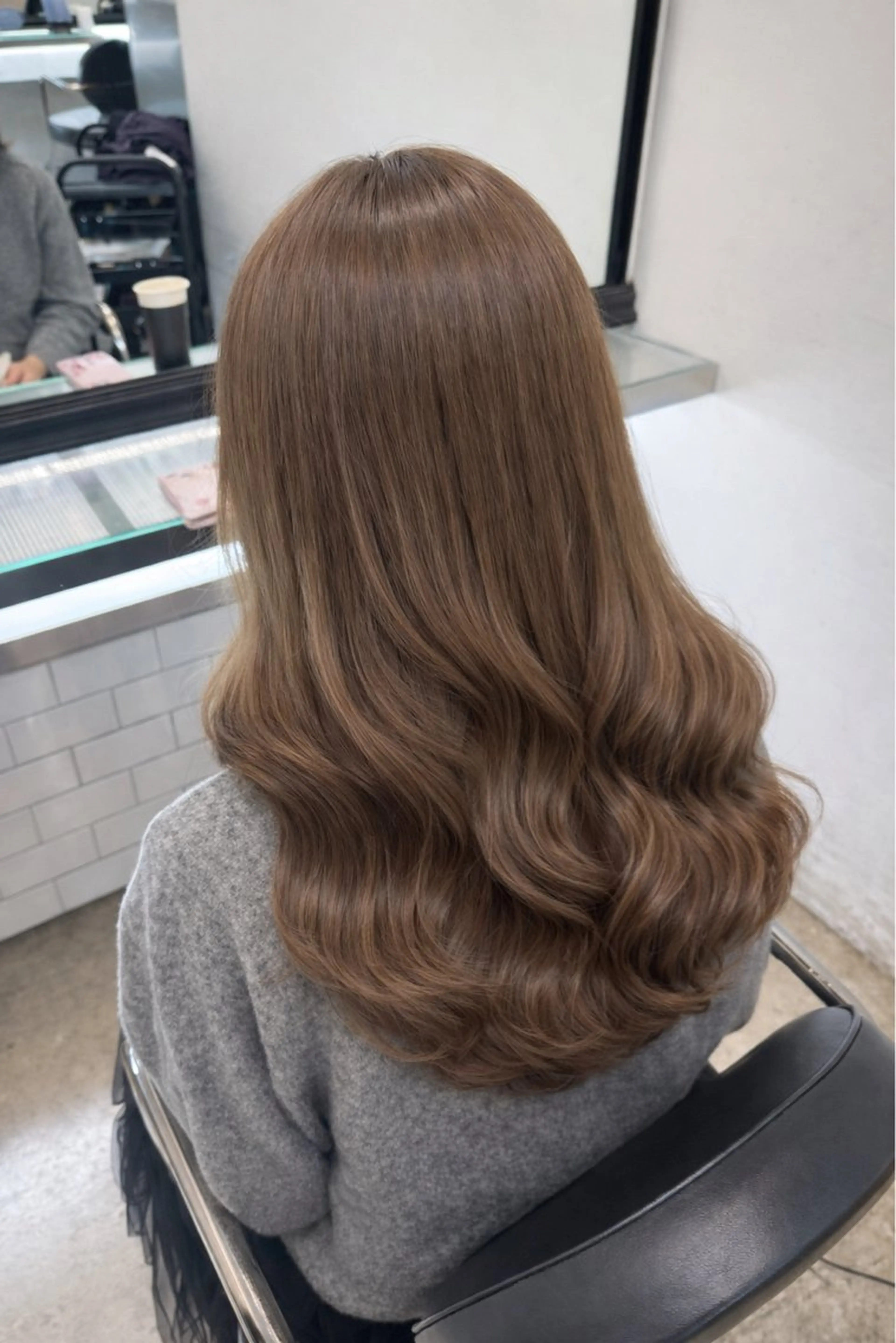 ロング カット ヘアカラー トリートメント YUTO歴9年 ベージュの透明感得意のヘアスタイル