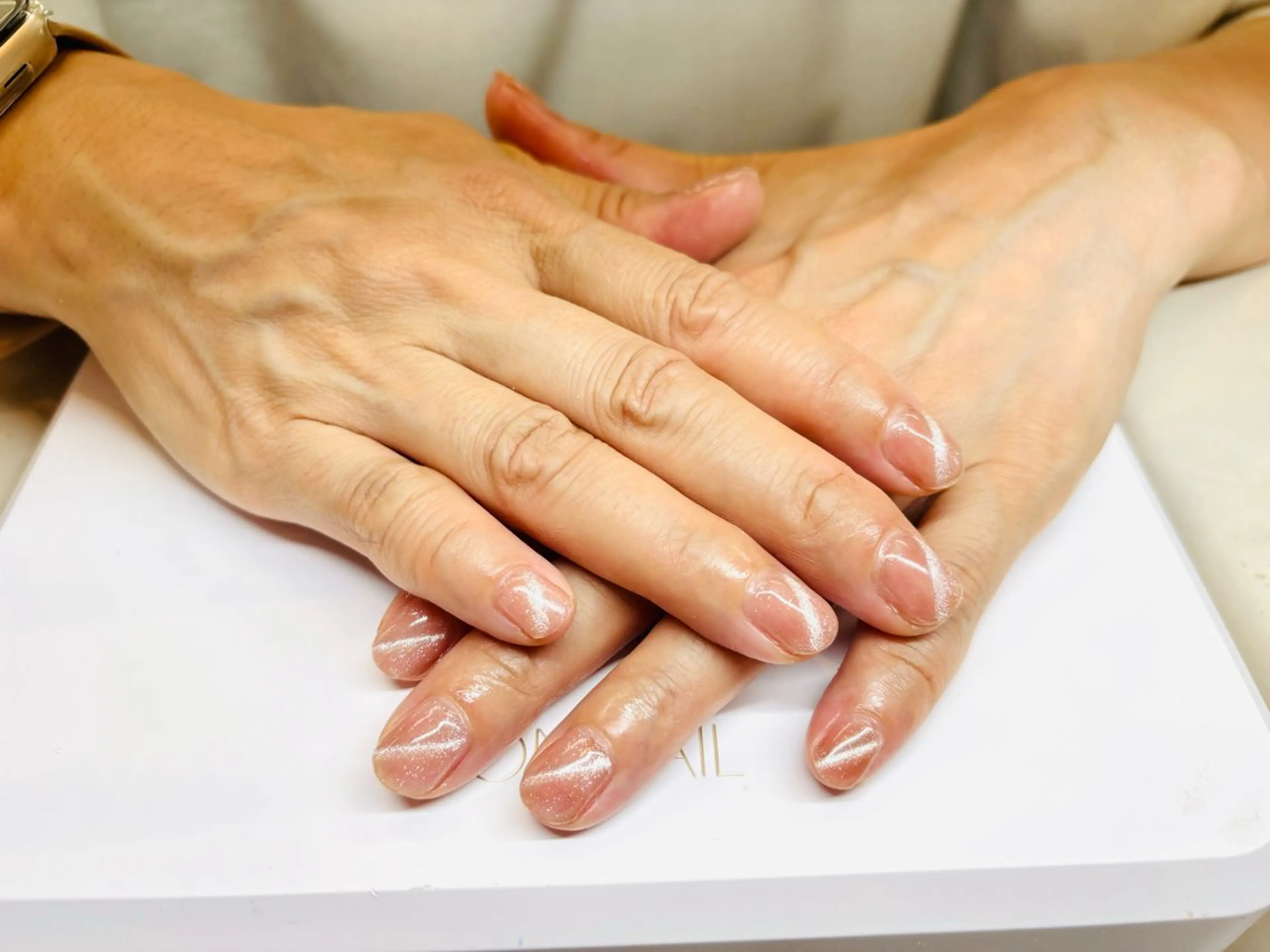 ネイルサロンエーナイン本店所属・もろずみ あやのネイルデザイン