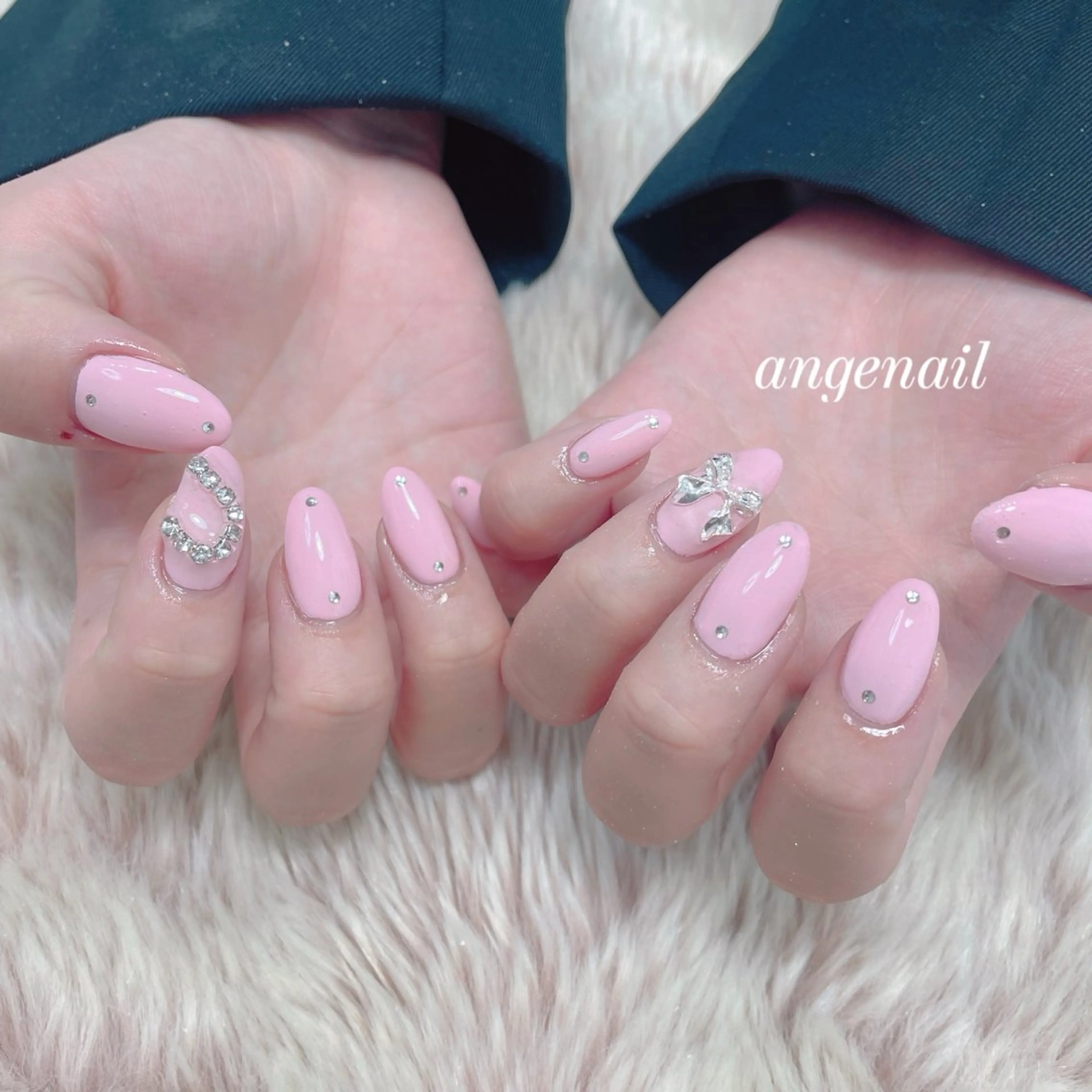 ネイル ハンドネイル オーナーネイリスト MAKIのネイルデザイン