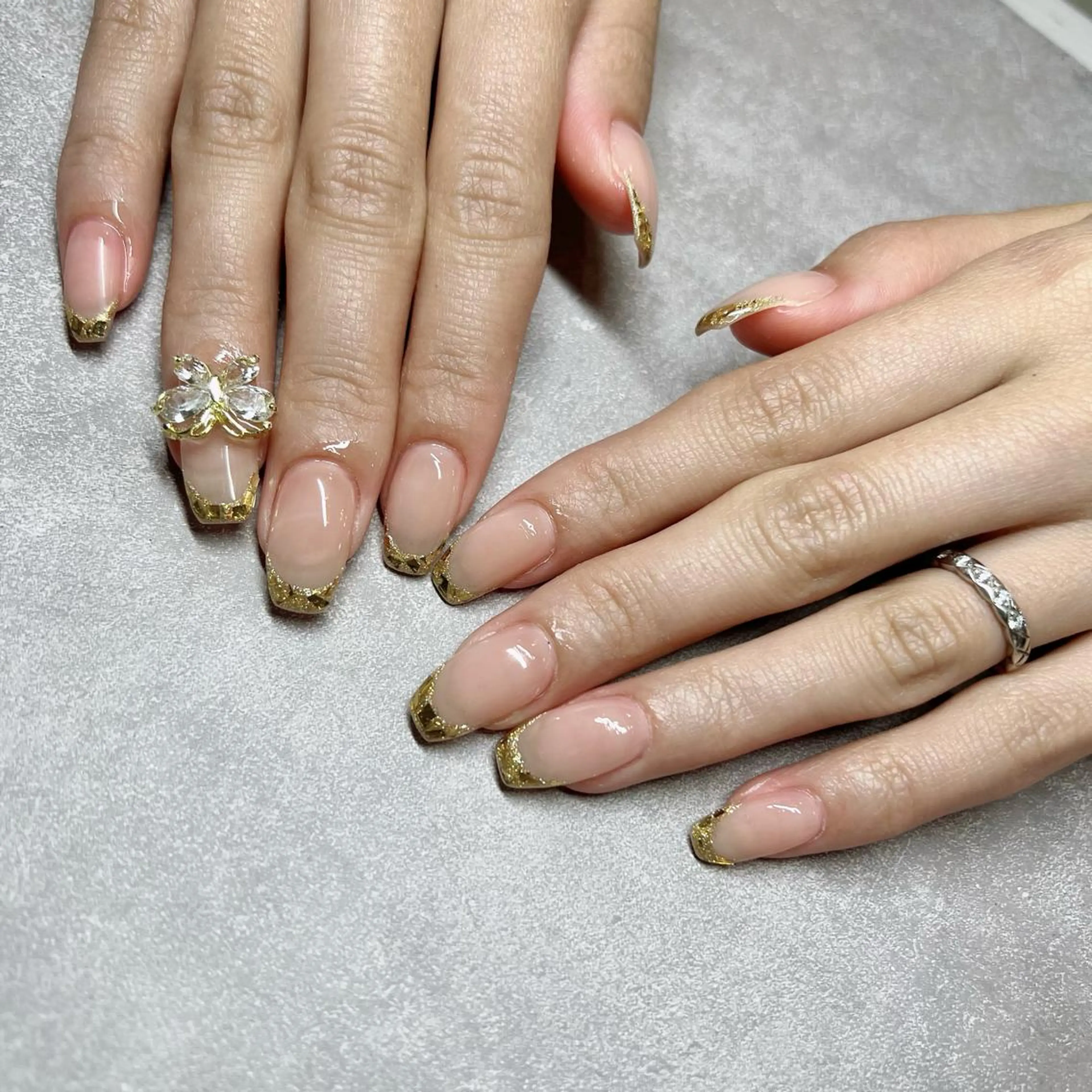 ネイル フレンチネイル ガラスフレンチ Dia Nail AKIのネイルデザイン