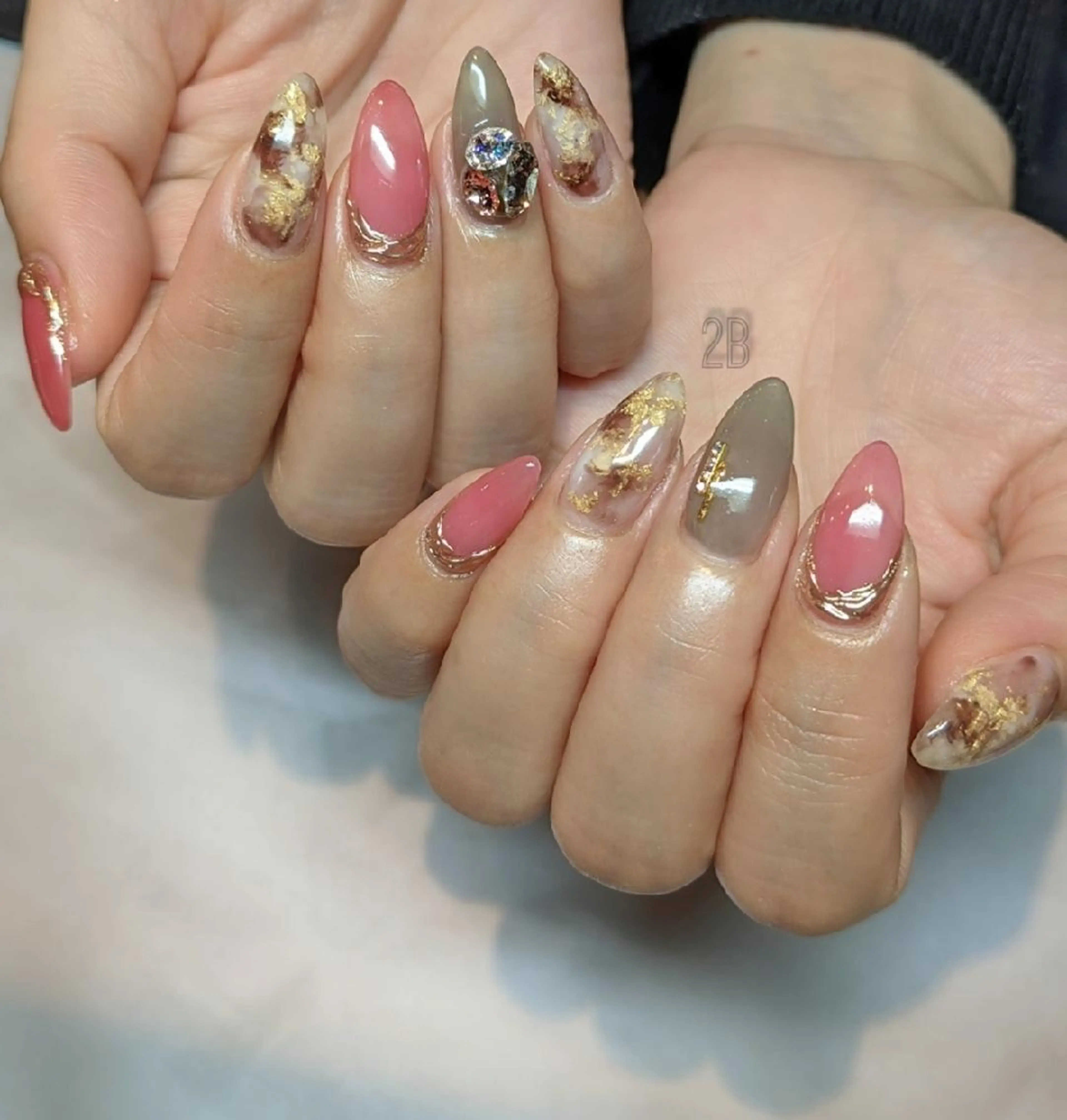 ネイル オーロラネイル フレンチネイル ジェルネイル ガラスフレンチ 氷ネイル・うるうるネイル 2B__nails ニービー京都伏見区のネイルデザイン