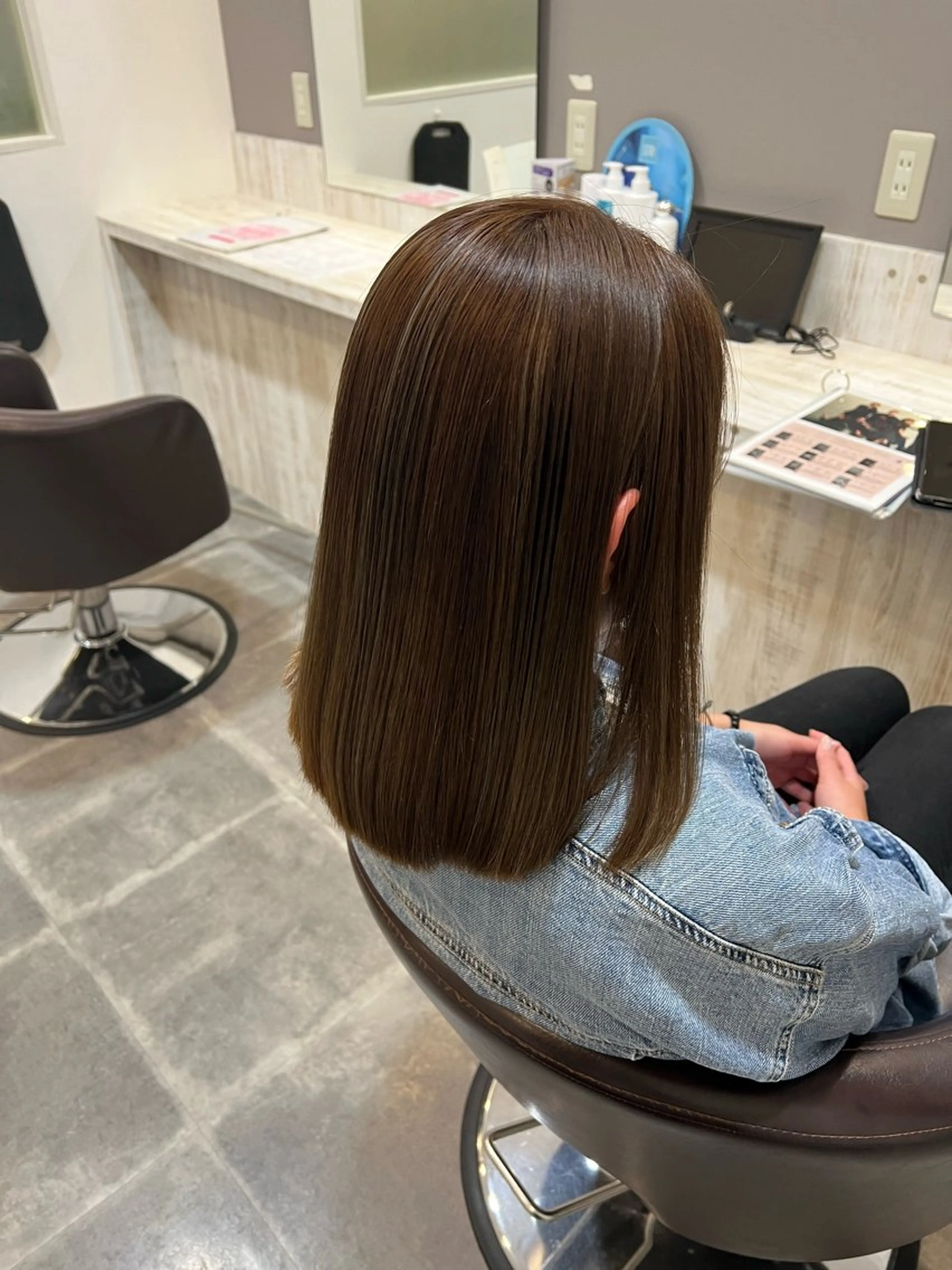 ミディアム まとまるツヤ髪カット ┆Naruのヘアスタイル