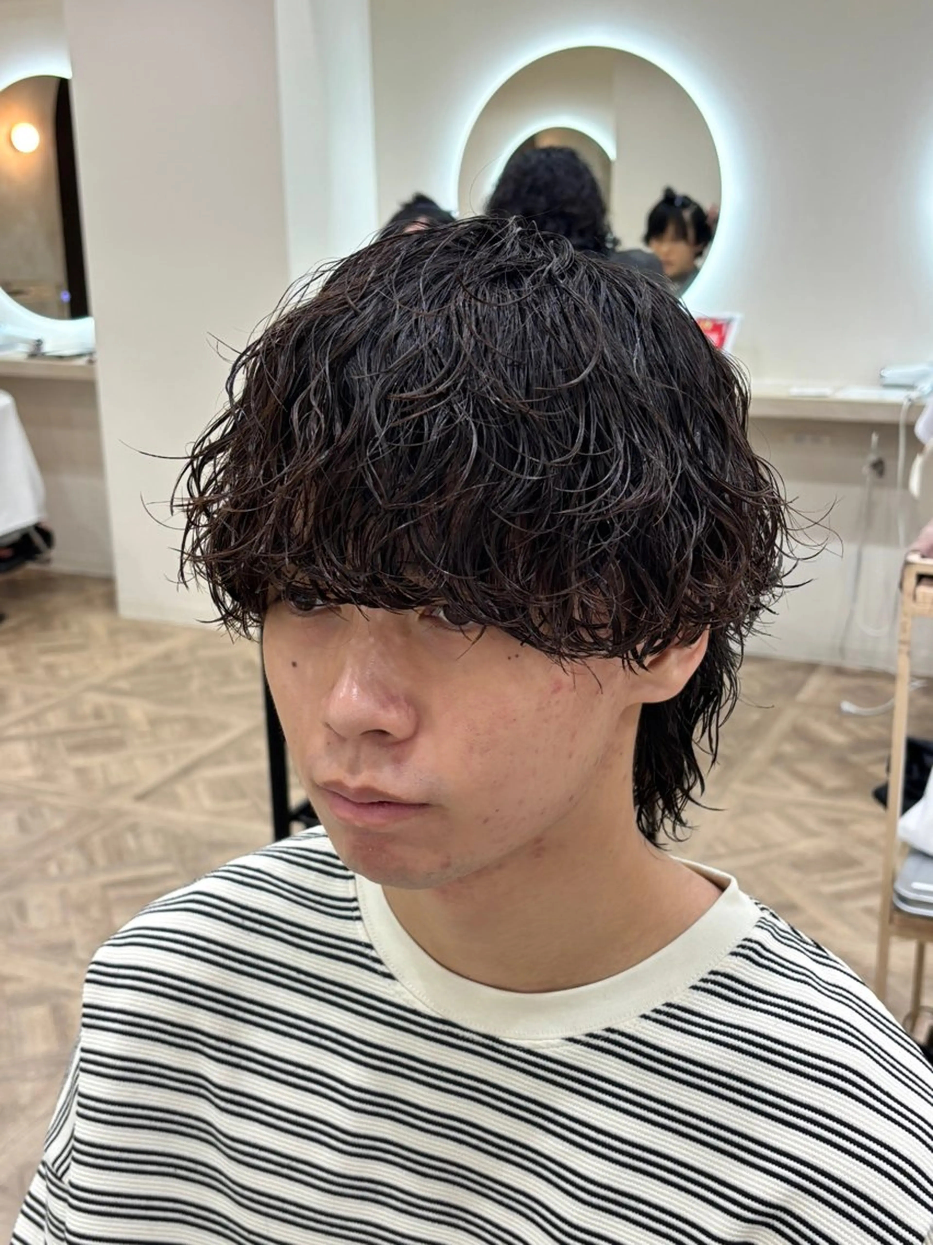 ショート パーマ メンズ メンズパーマ 波巻きパーマ スパイラルパーマ カット パーマ トリートメント パーマ職人DAIKI ツイスパ/波巻きのヘアスタイル