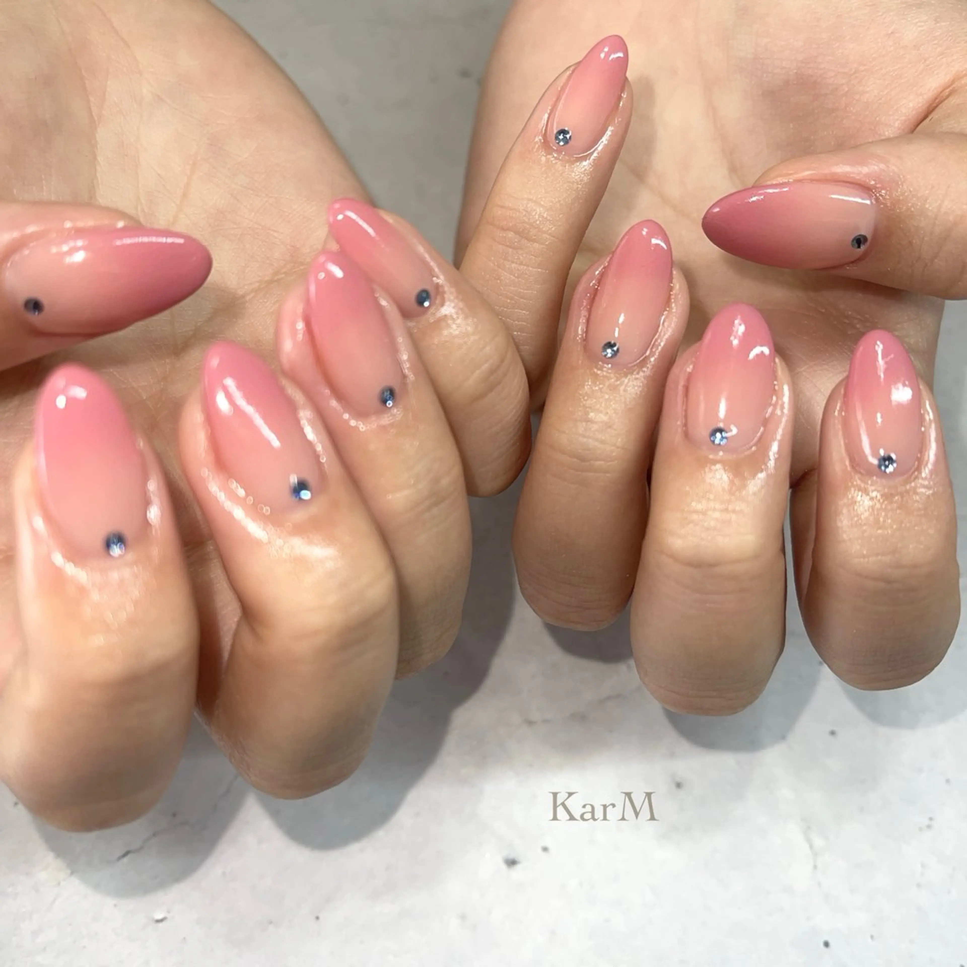 ネイル オーロラネイル ブルー チークネイル フラッシュネイル フレンチネイル ハンドネイル ogino karinのネイルデザイン