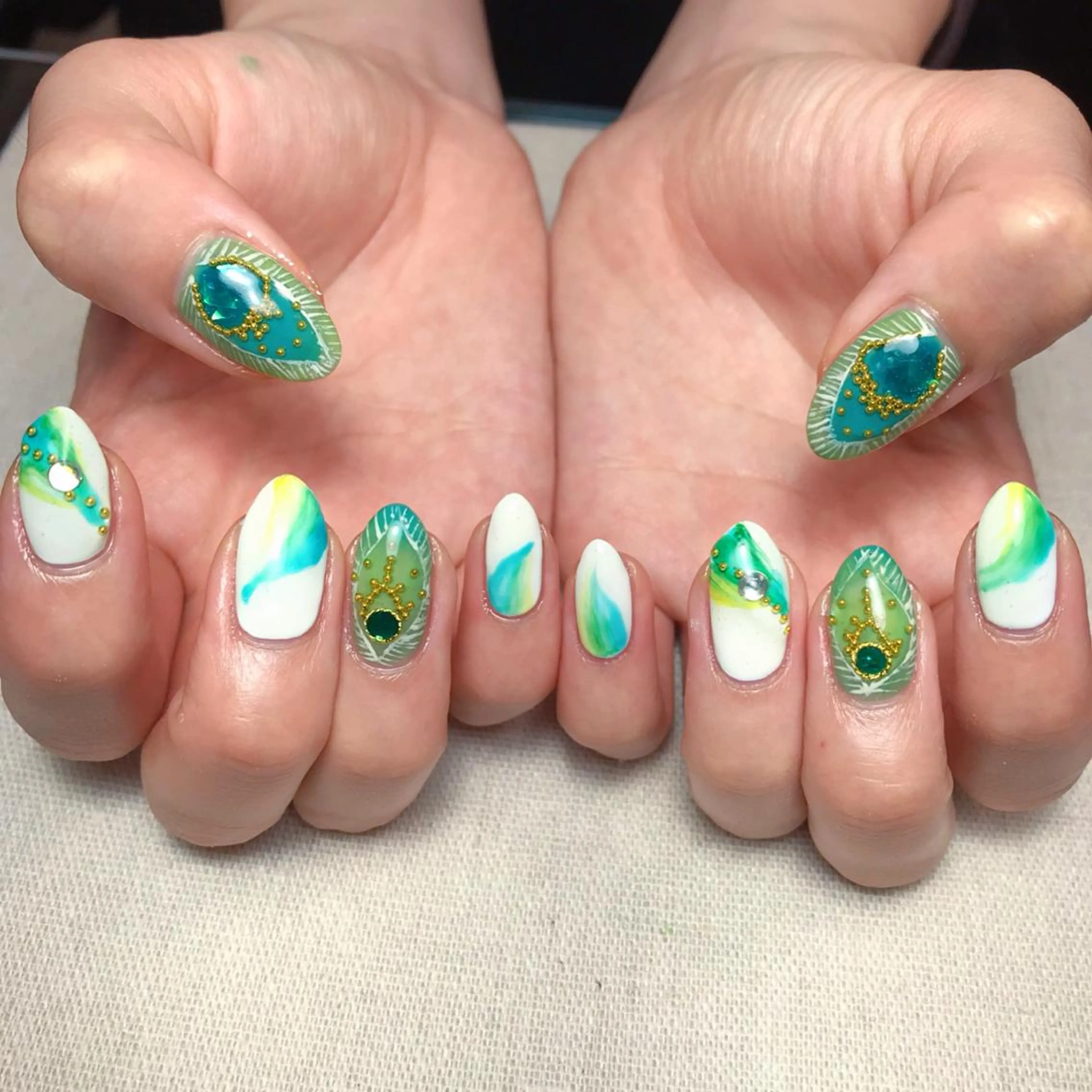 ネイル ハンドネイル 💅 Ai.のネイルデザイン