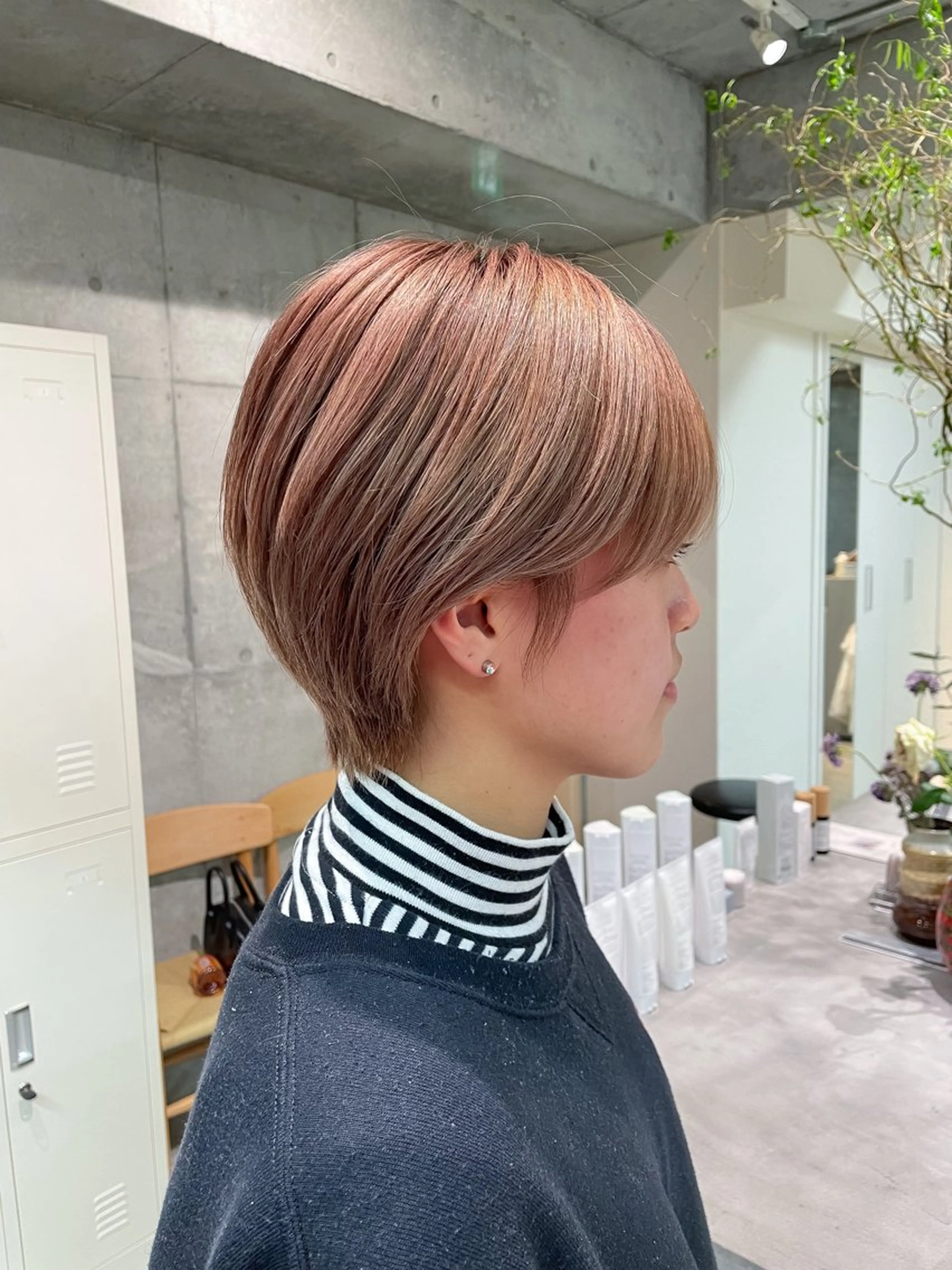 ショート カラー くびれヘア ショートヘア mee.浦和店所属・浦和指名率No.1 ショート特化美容師のヘアスタイル