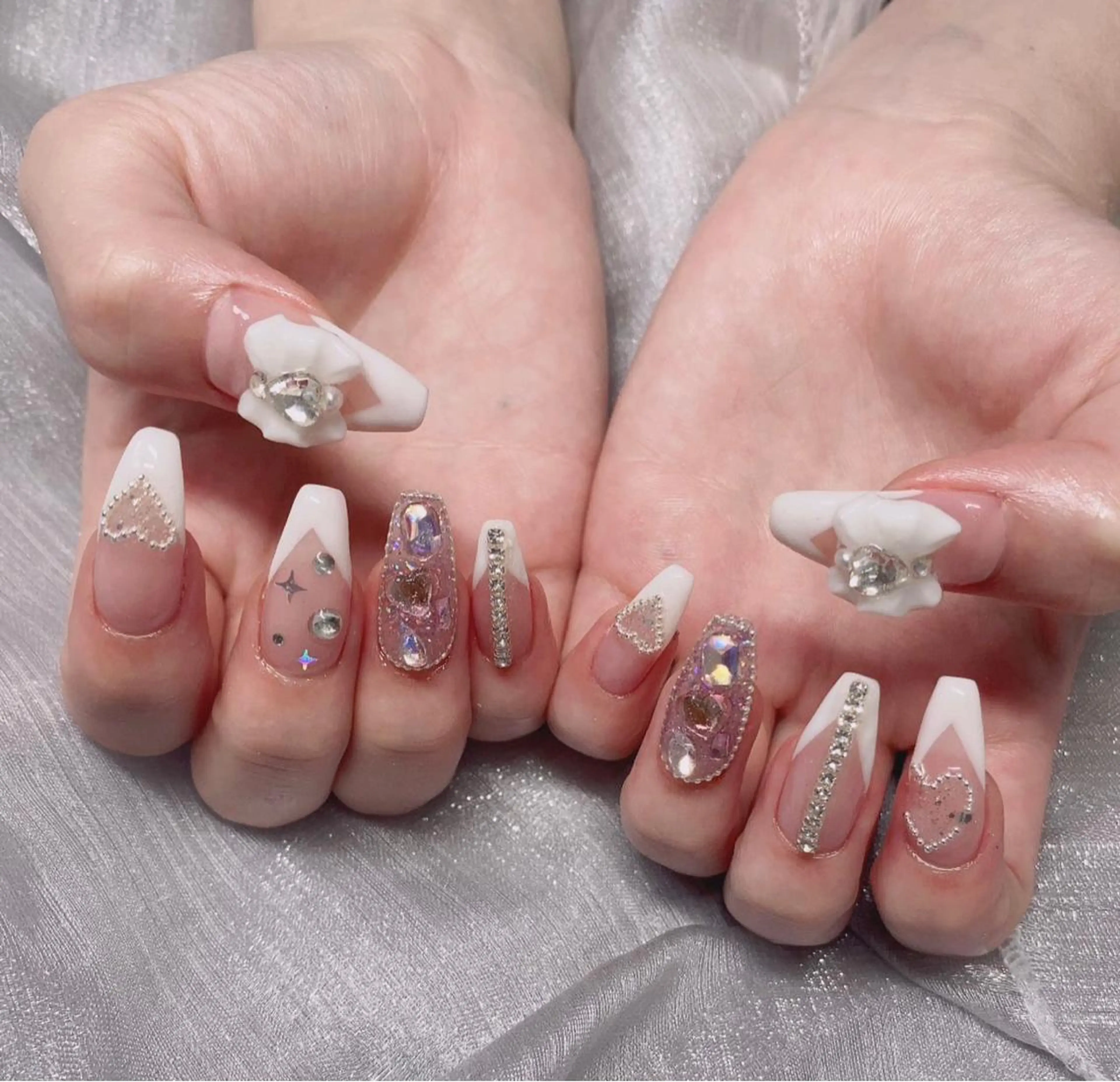 ネイル ハンドネイル ＆ME アンドミーのネイルデザイン