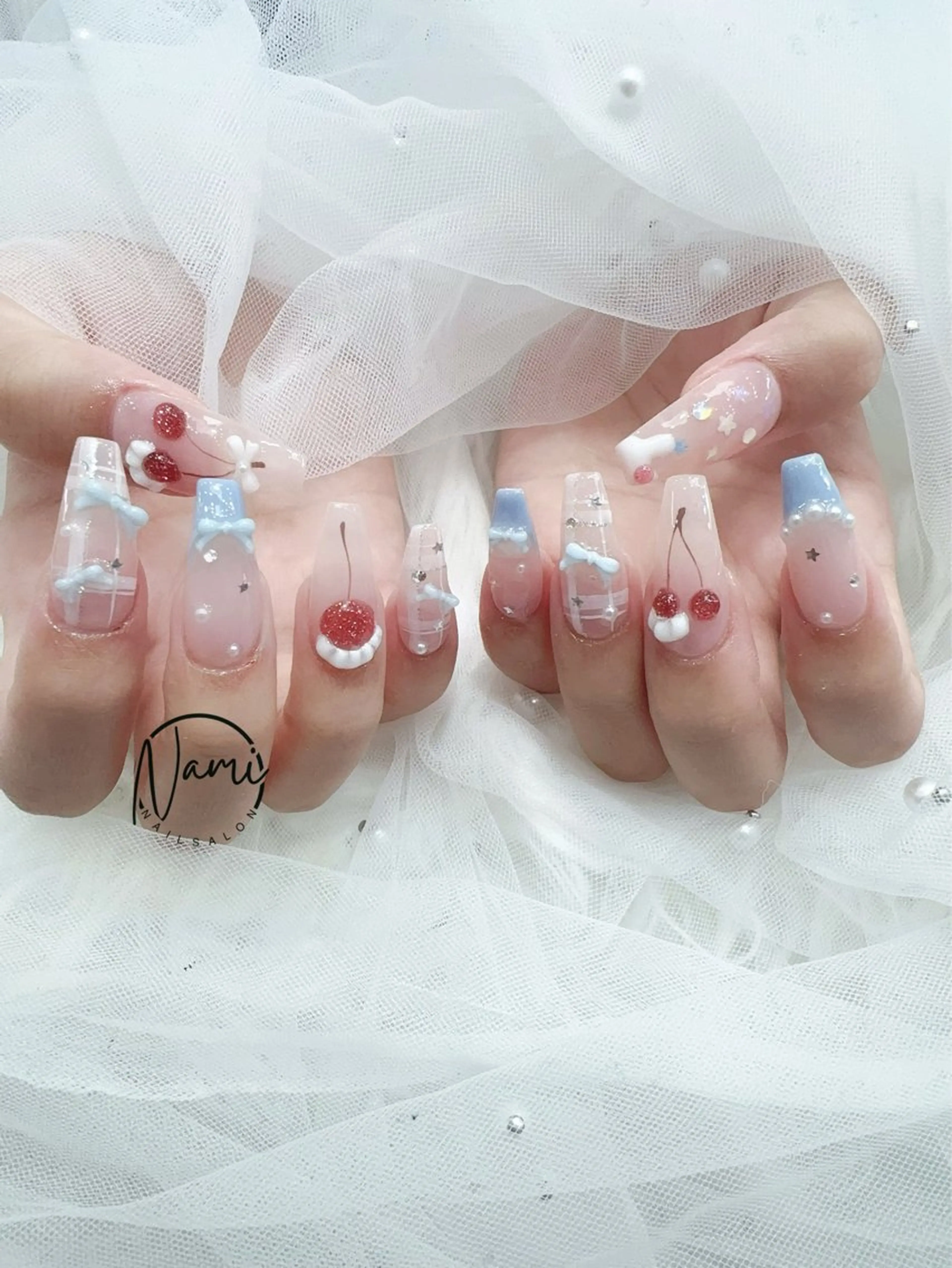 ネイル 長さ出し ガーリー 韓国ネイル ロングネイル 持ち込み ハンドネイル Nami nail salon所属・Nami nail salonのネイルデザイン