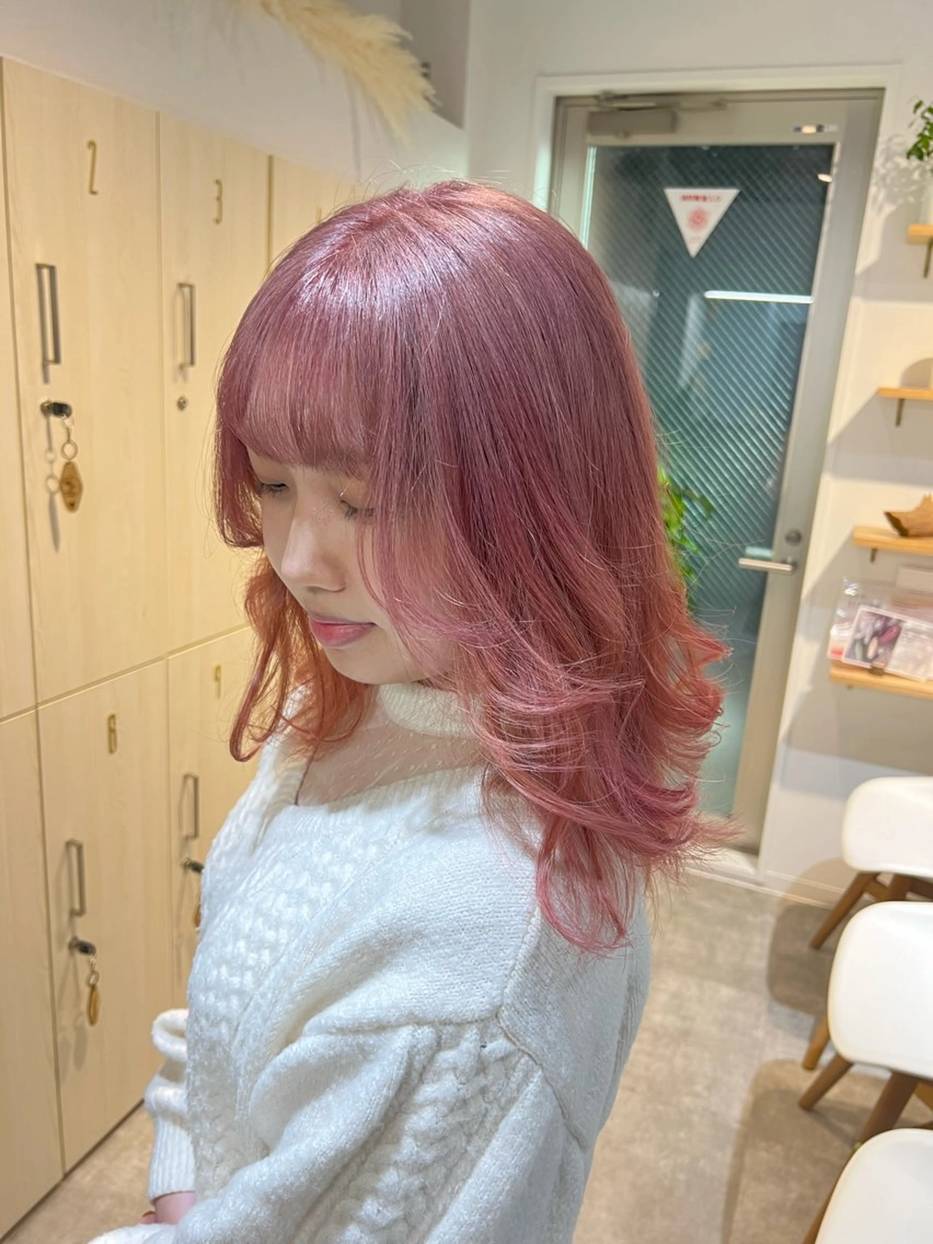 セミロング Miku 🇺🇸のヘアスタイル
