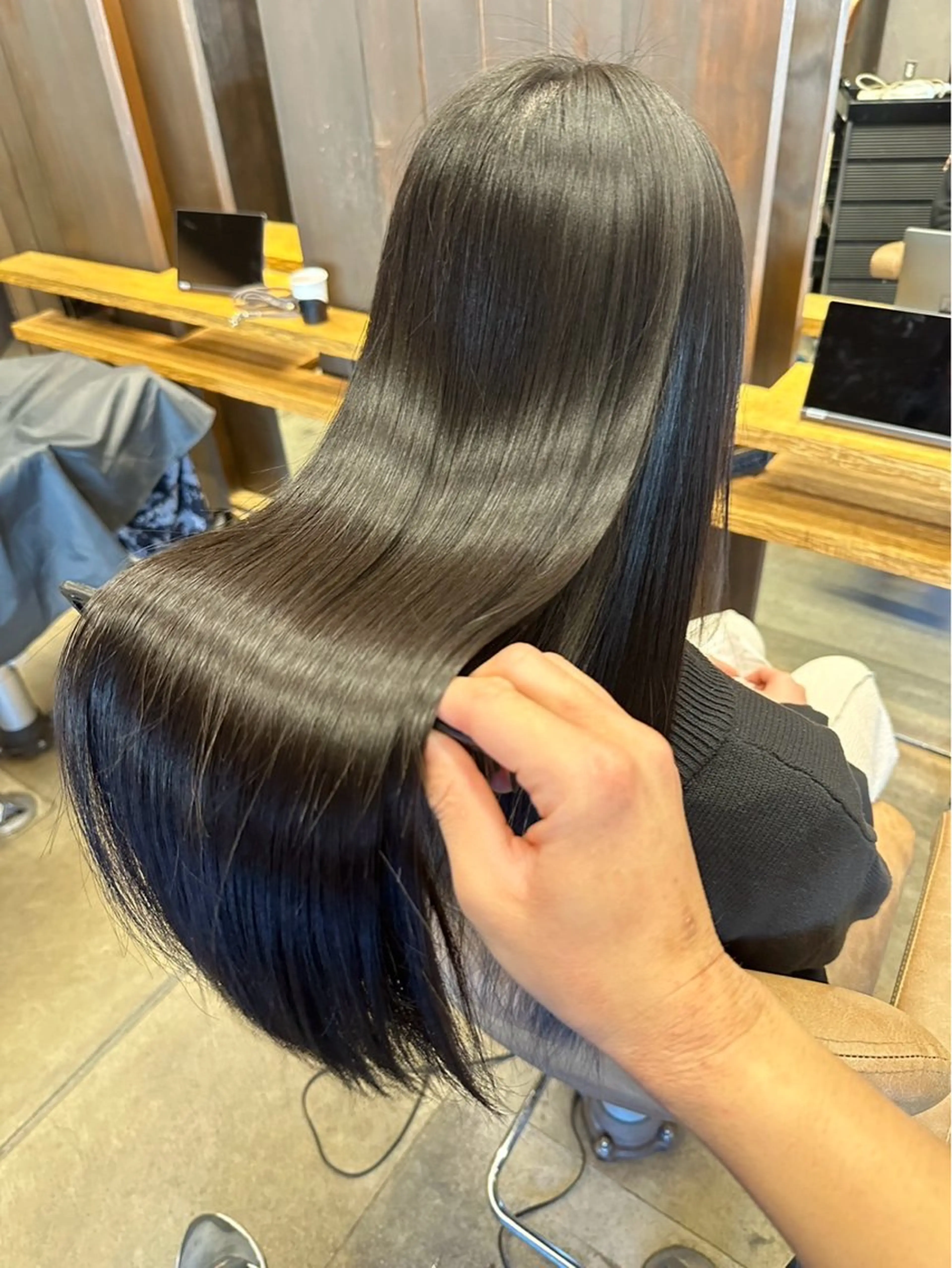 ロング カット 縮毛矯正 艶カラー／ 今井春汰のヘアスタイル