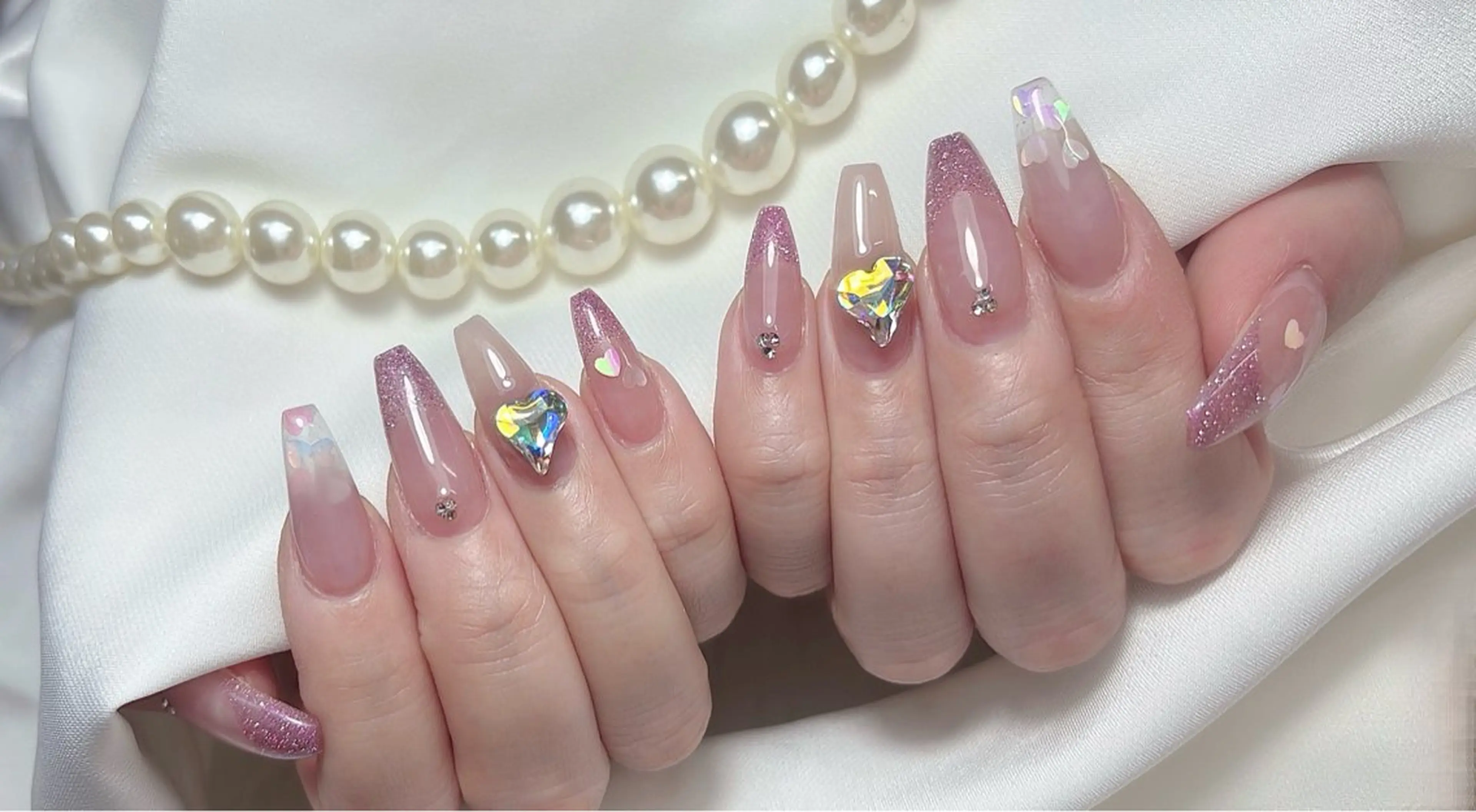 ネイル Nhit Nailsのネイルデザイン
