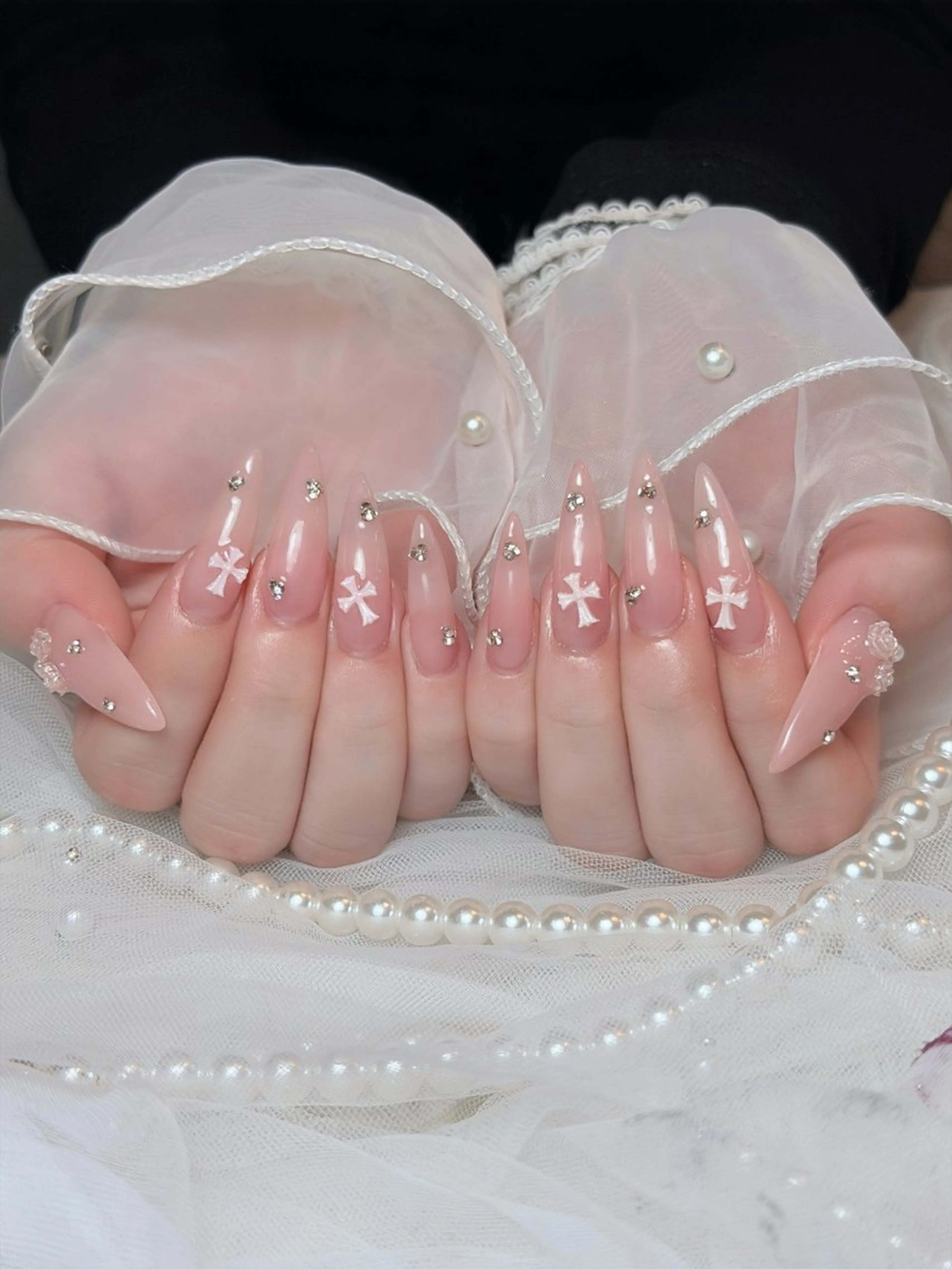 ネイル オーロラネイル ボルドー ブラウン 氷ネイル・うるうるネイル キラキラネイル ハンドネイル Julli ジュリのネイルデザイン