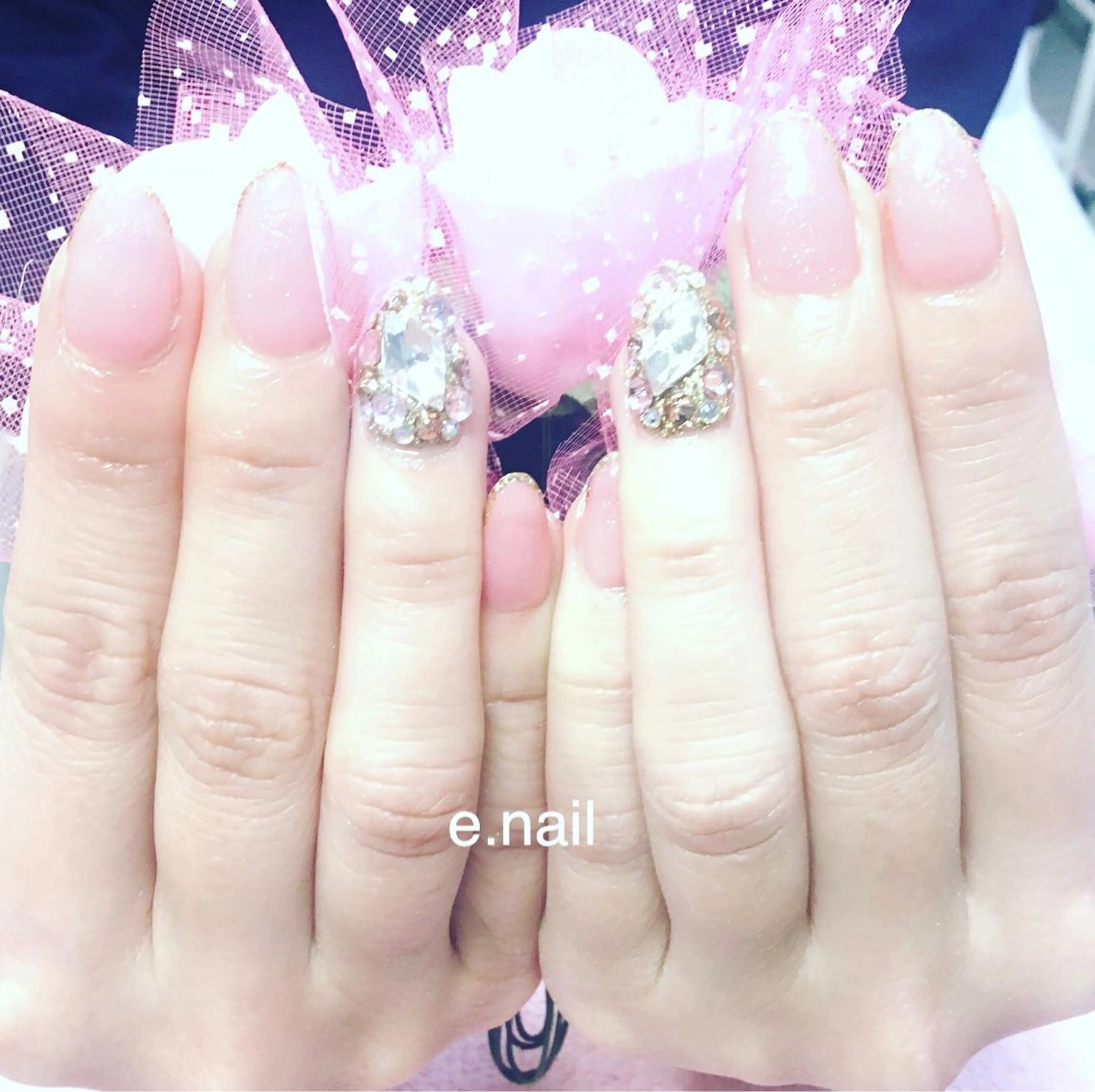 ネイル e.nail所属・和賀井 恵理のネイルデザイン