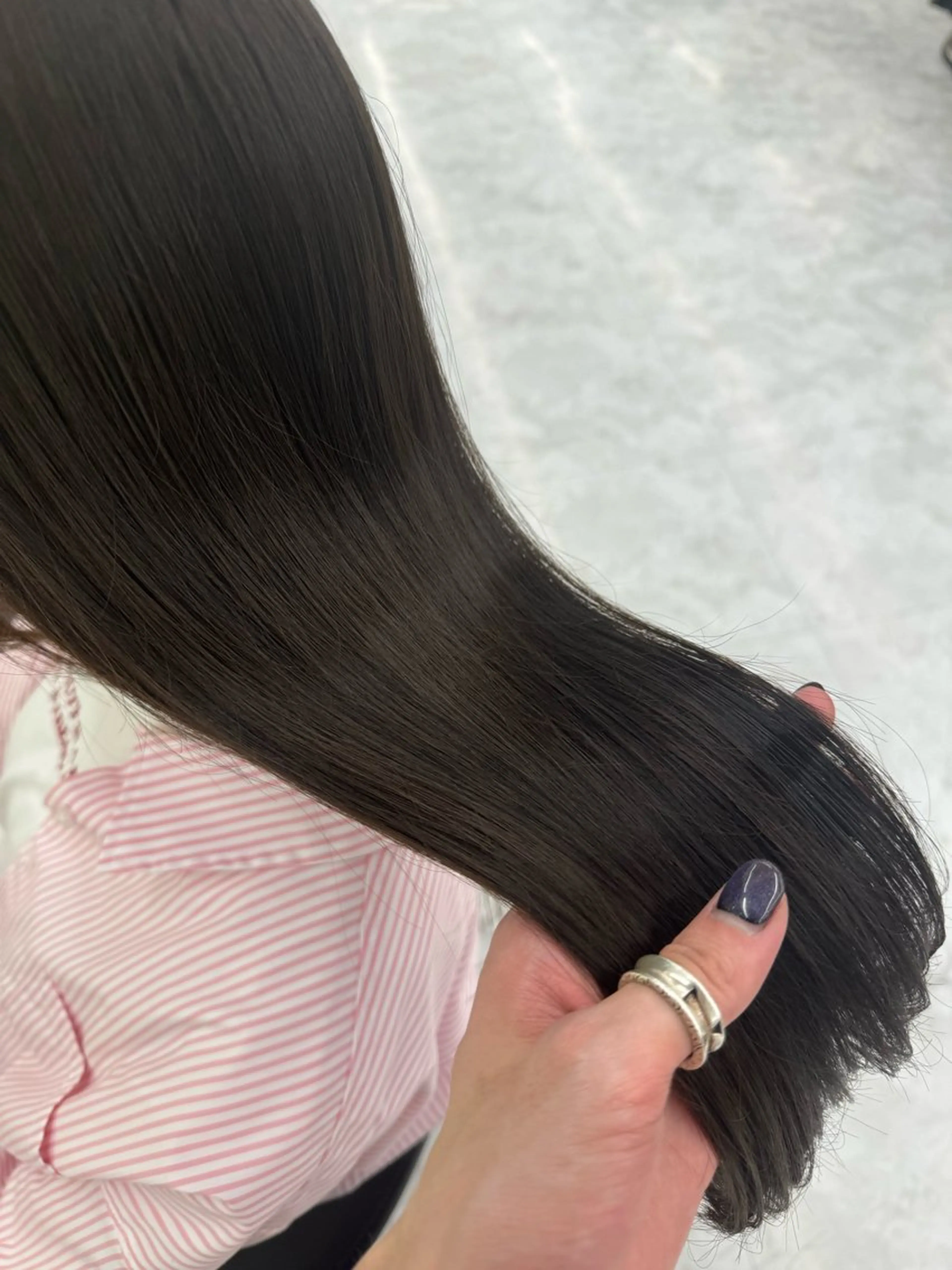 セミロング カラー ヘアアレンジ 透明感カラー カット ヘアカラー トリートメント ☁️トレンド✖️ 透明感☁️りくのヘアスタイル