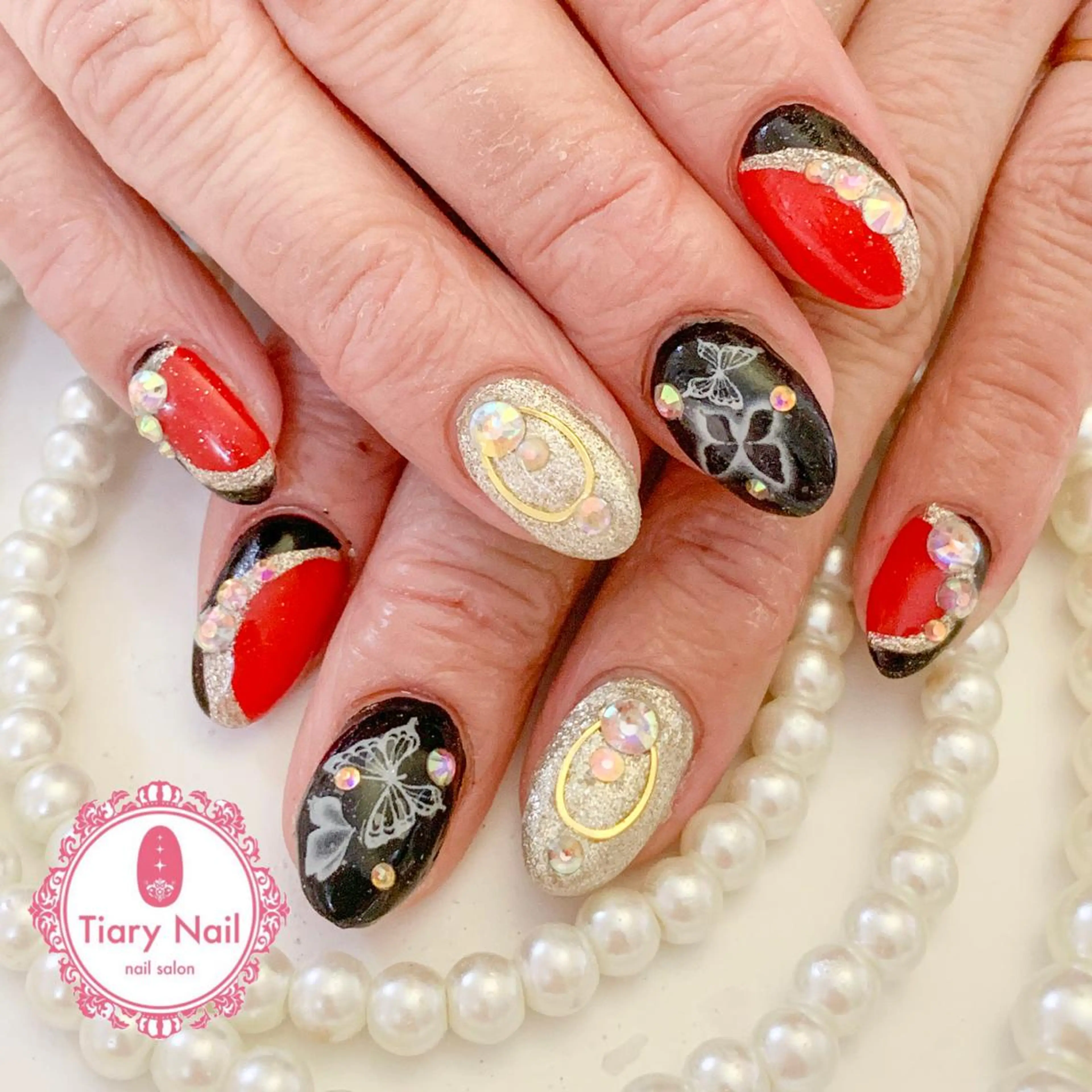 ネイル 桜ネイル 成人式 オフィスネイル 💗🪽Tiary Nail🪽💗のネイルデザイン