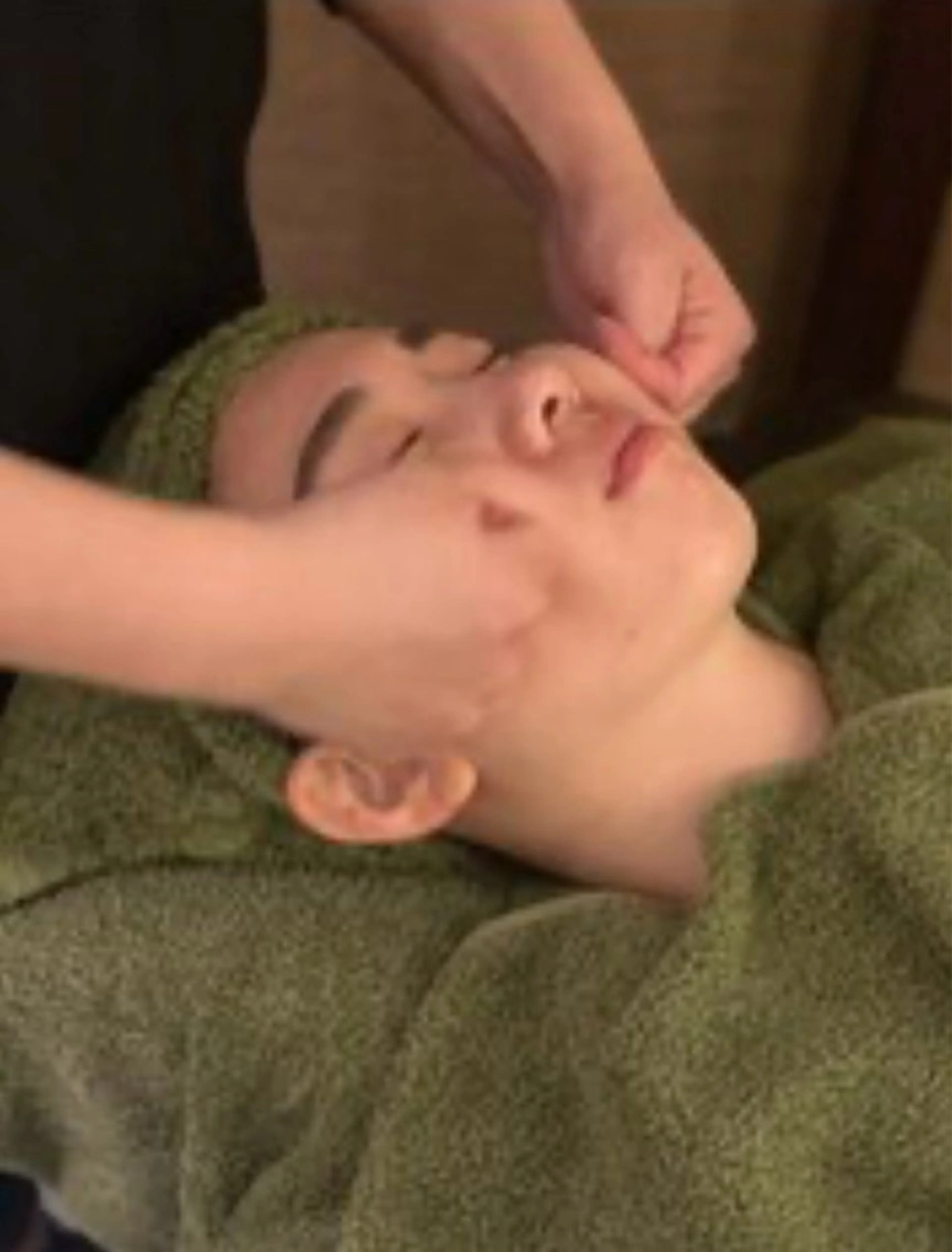 頭皮環境改善＆リフトUP✨『エッセンシャルオイルスパ（頭皮のアロママッサージ）＆お顔ほぐしの写真