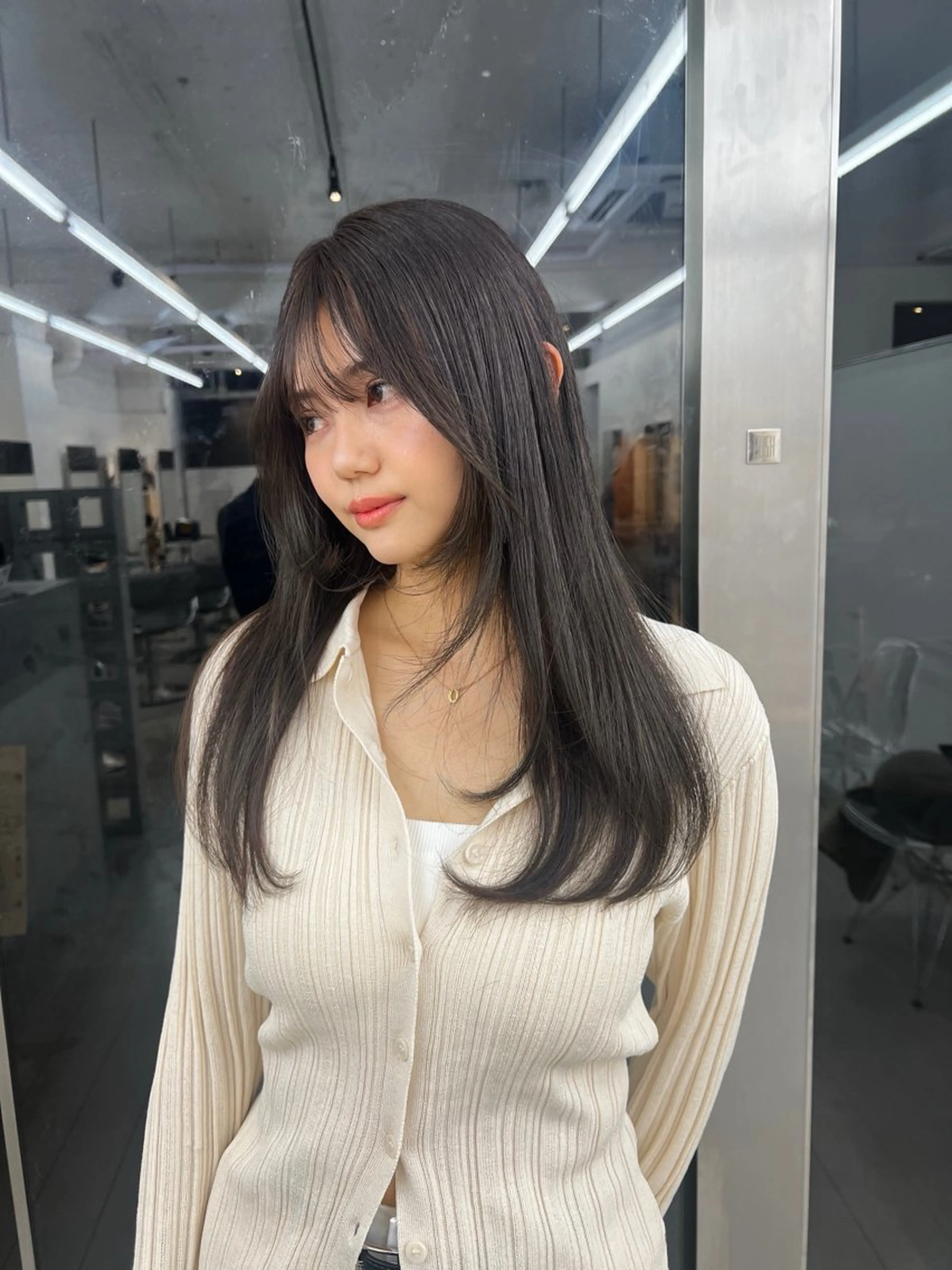 セミロング カラー グレージュ 柔らかブラウン/顔周 りレイヤー♡ユウシのヘアスタイル