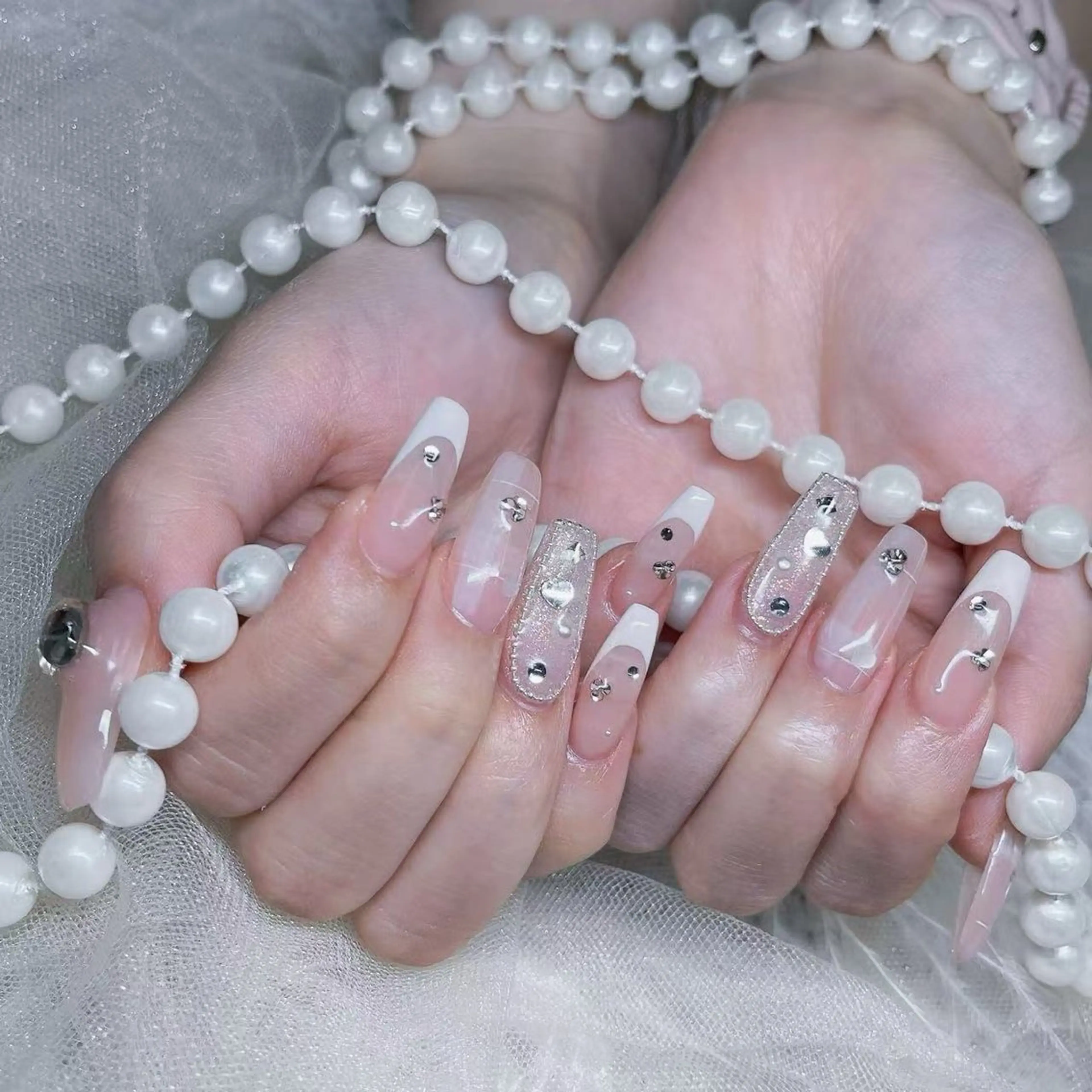 ネイル ハンドネイル Queens マオのネイルデザイン