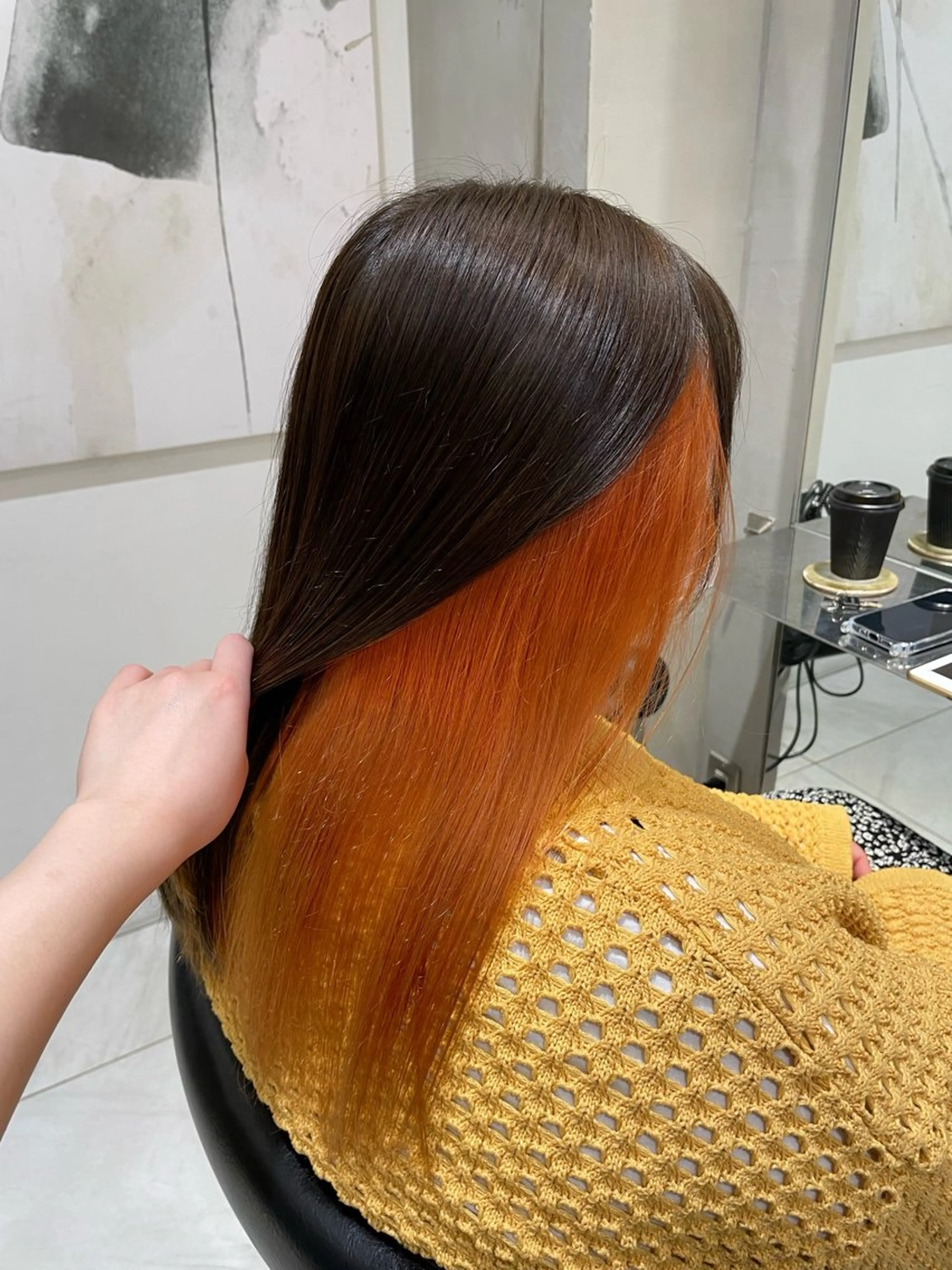 セミロング カラー ヘアアレンジ インナーカラー オレンジ ヘアカラー トリートメント ヘッドスパ ヘアセット 艶髪/レイヤーカット 🐣misakiのヘアスタイル