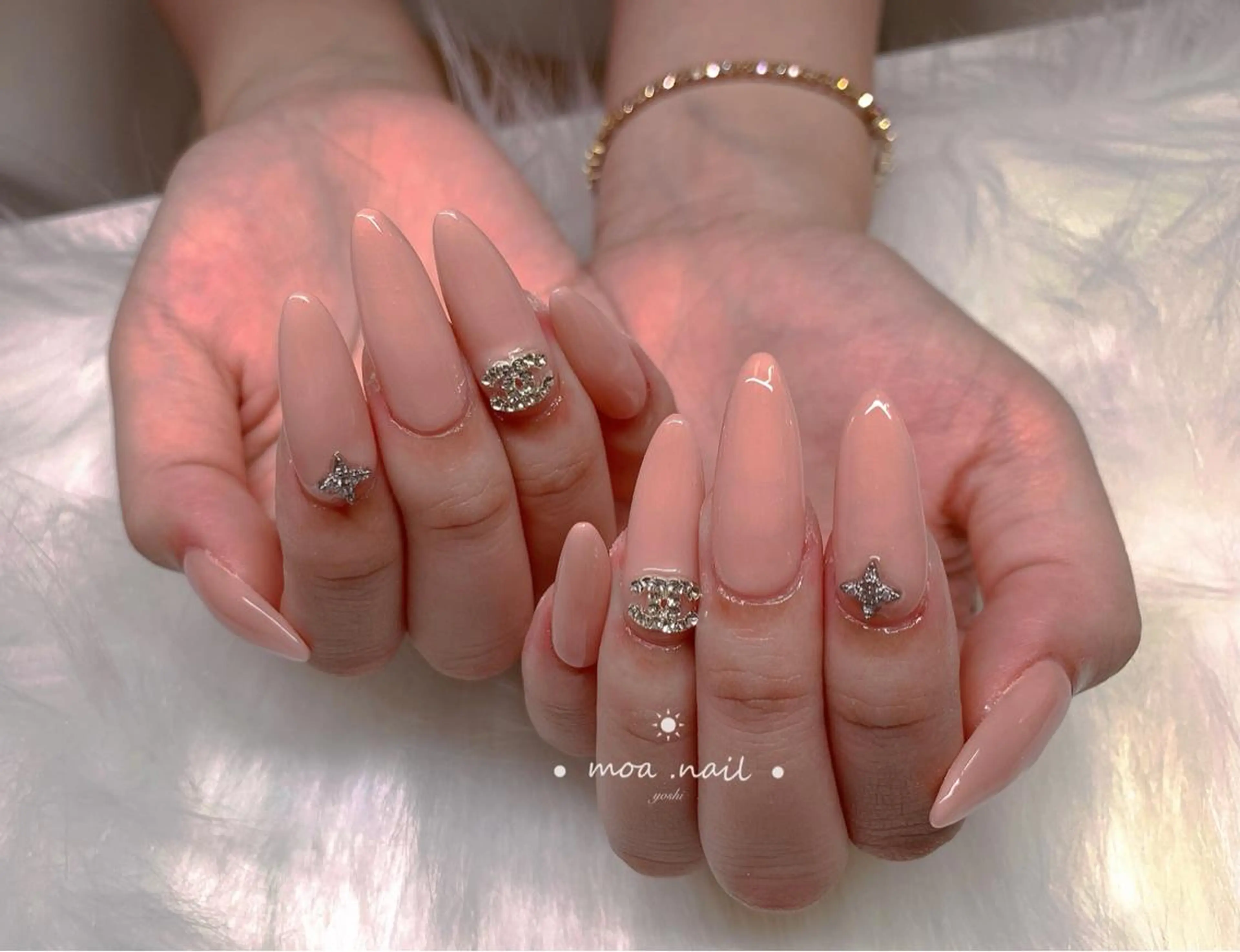 ネイル ジェルネイル パラジェル スカルプネイル MOA NAIL所属・MoaNail🫶 Yoshiのネイルデザイン