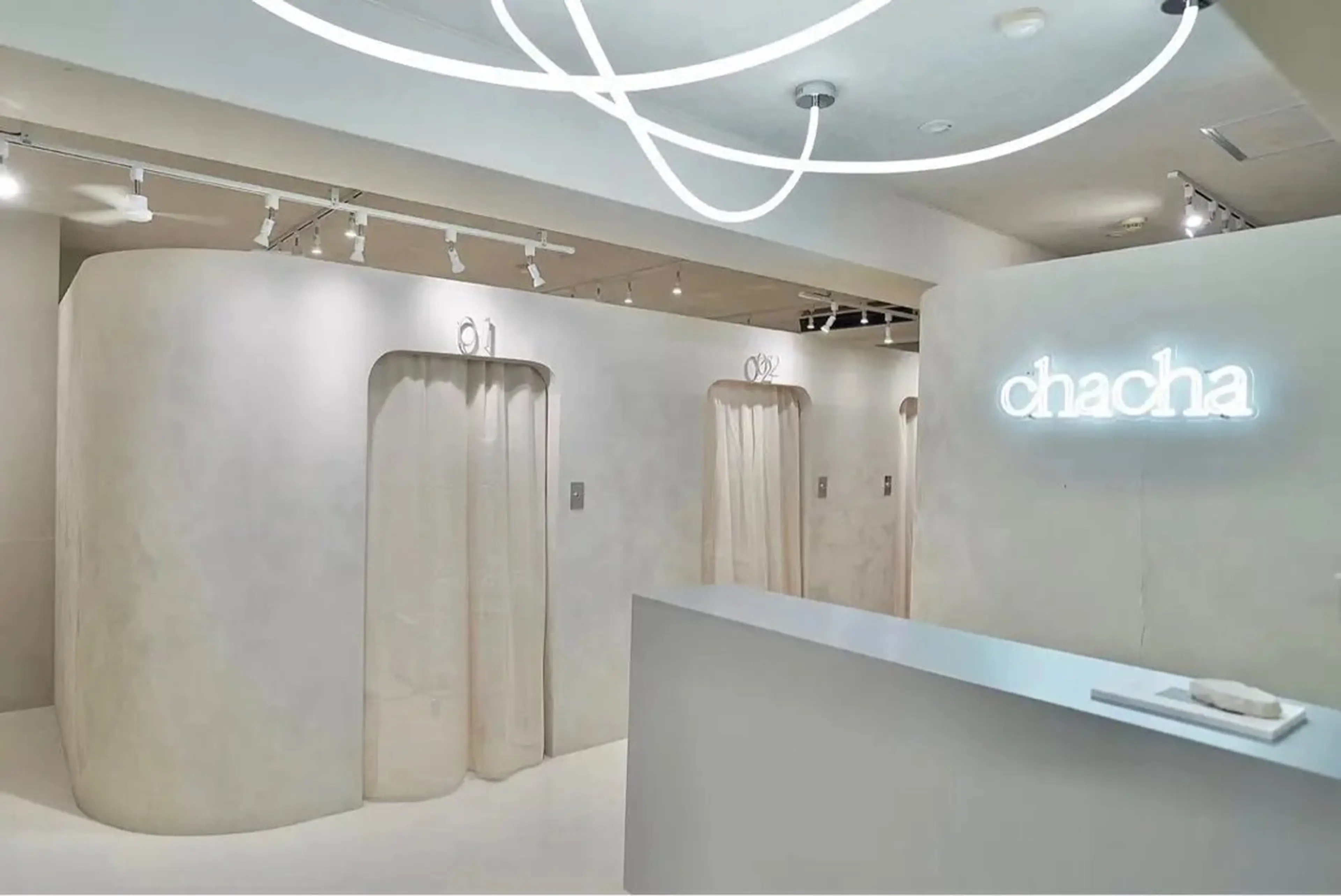 【まつ毛と眉毛の専門店】ｃｈａｃｈａ eyelash&eyebrow 錦糸町店所属・chacha 錦糸町店のマツエク・マツパデザイン