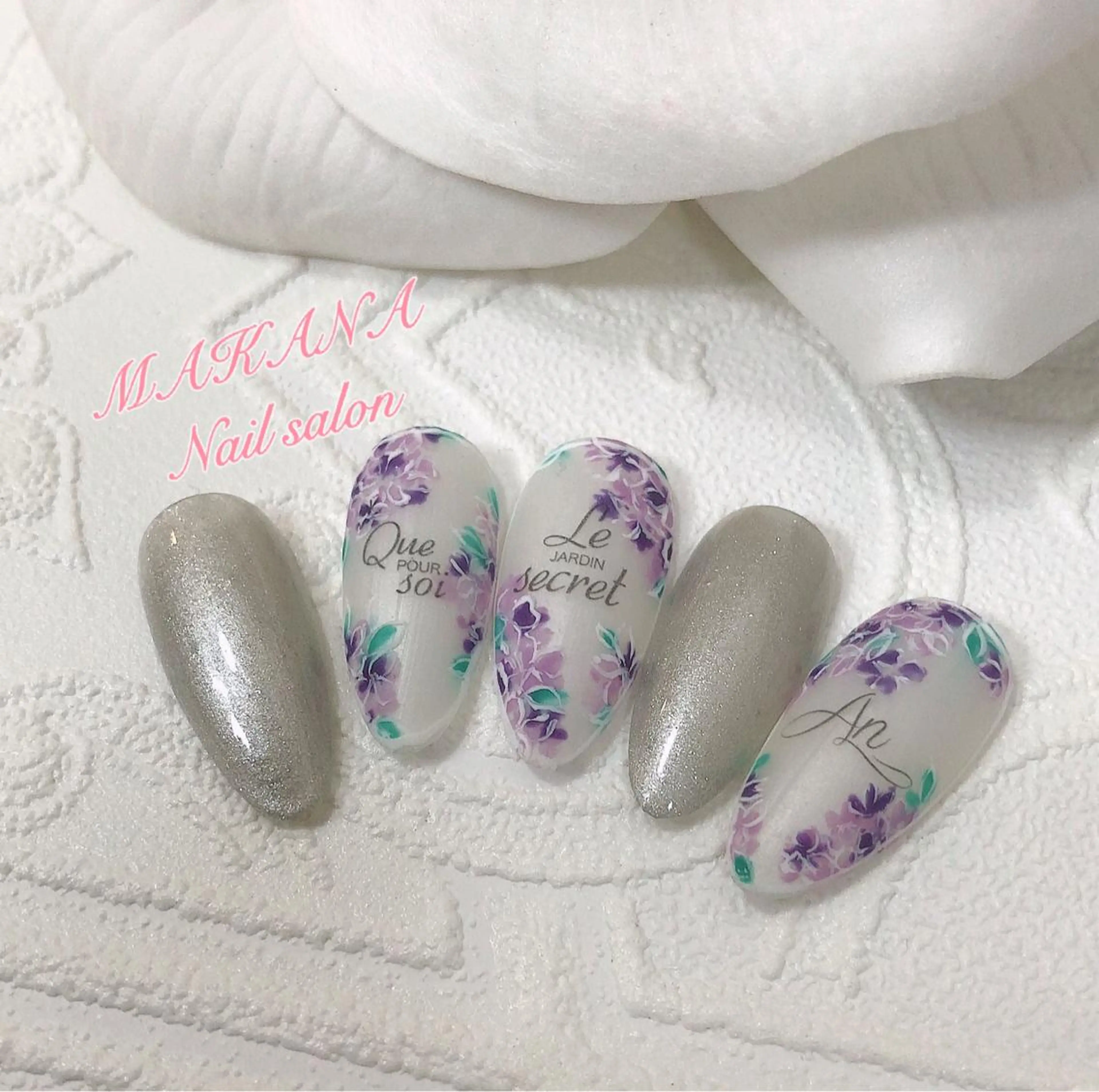 ネイル MAKANA所属・鈴木 ユニのネイルデザイン