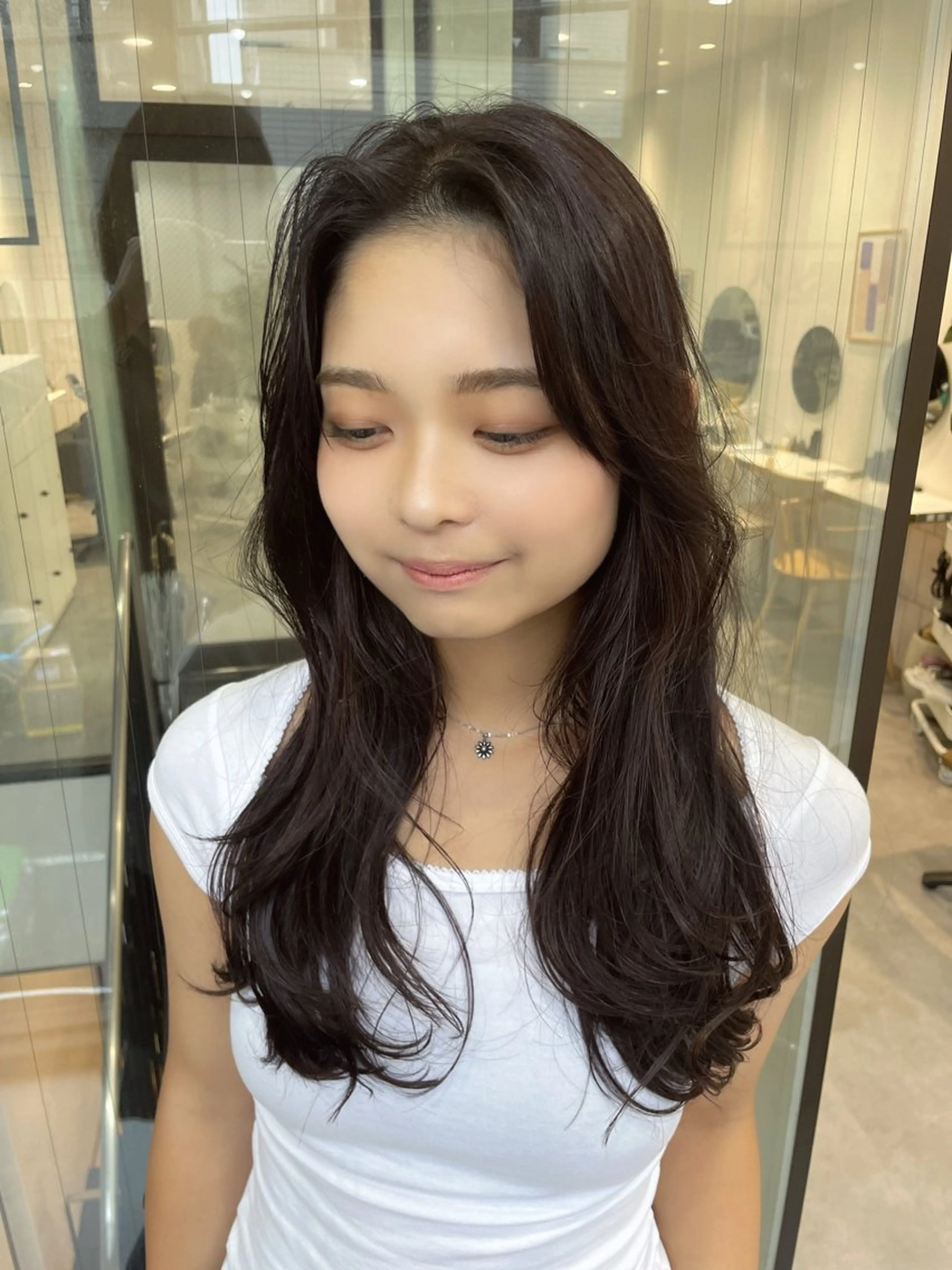 ロング カラー カット ヘアカラー トリートメント 韓国レイヤー/透明感 /髪質改善/アジキのヘアスタイル