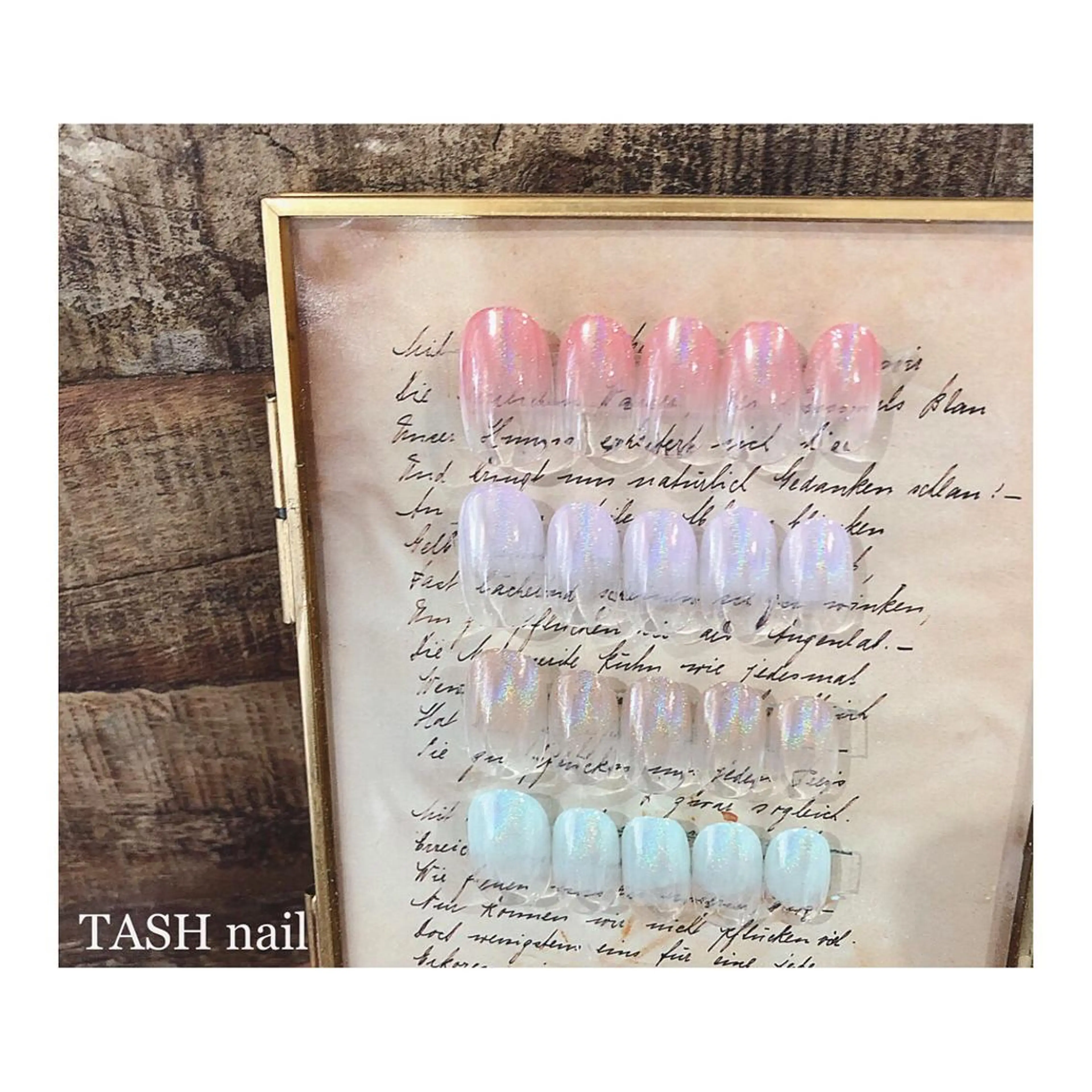 ネイル TASH nailのネイルデザイン