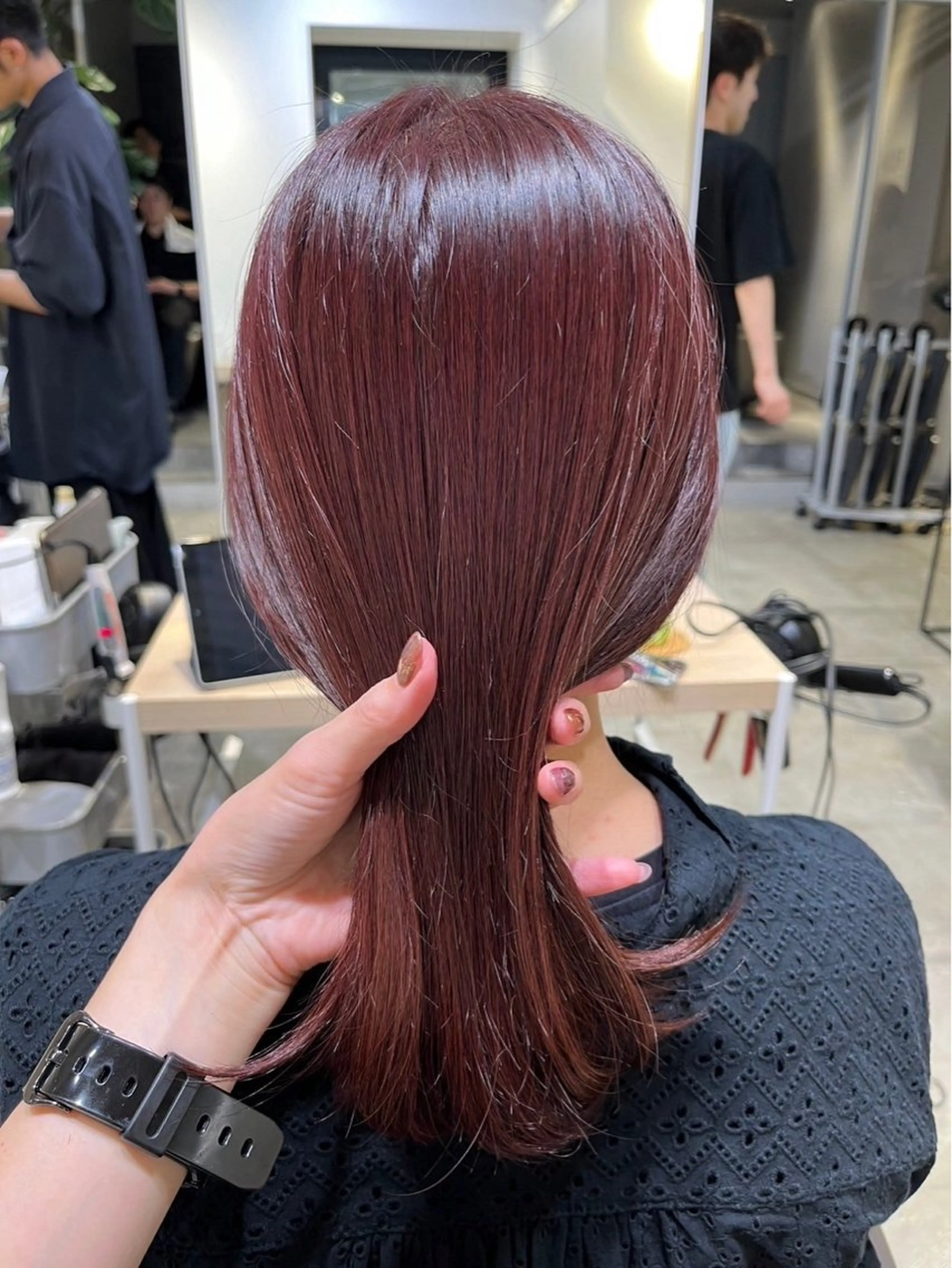 セミロング カラー ブリーチ ブリーチなしカラー レッドカラー FILMS横浜所属・Watanabe Maiのヘアスタイル