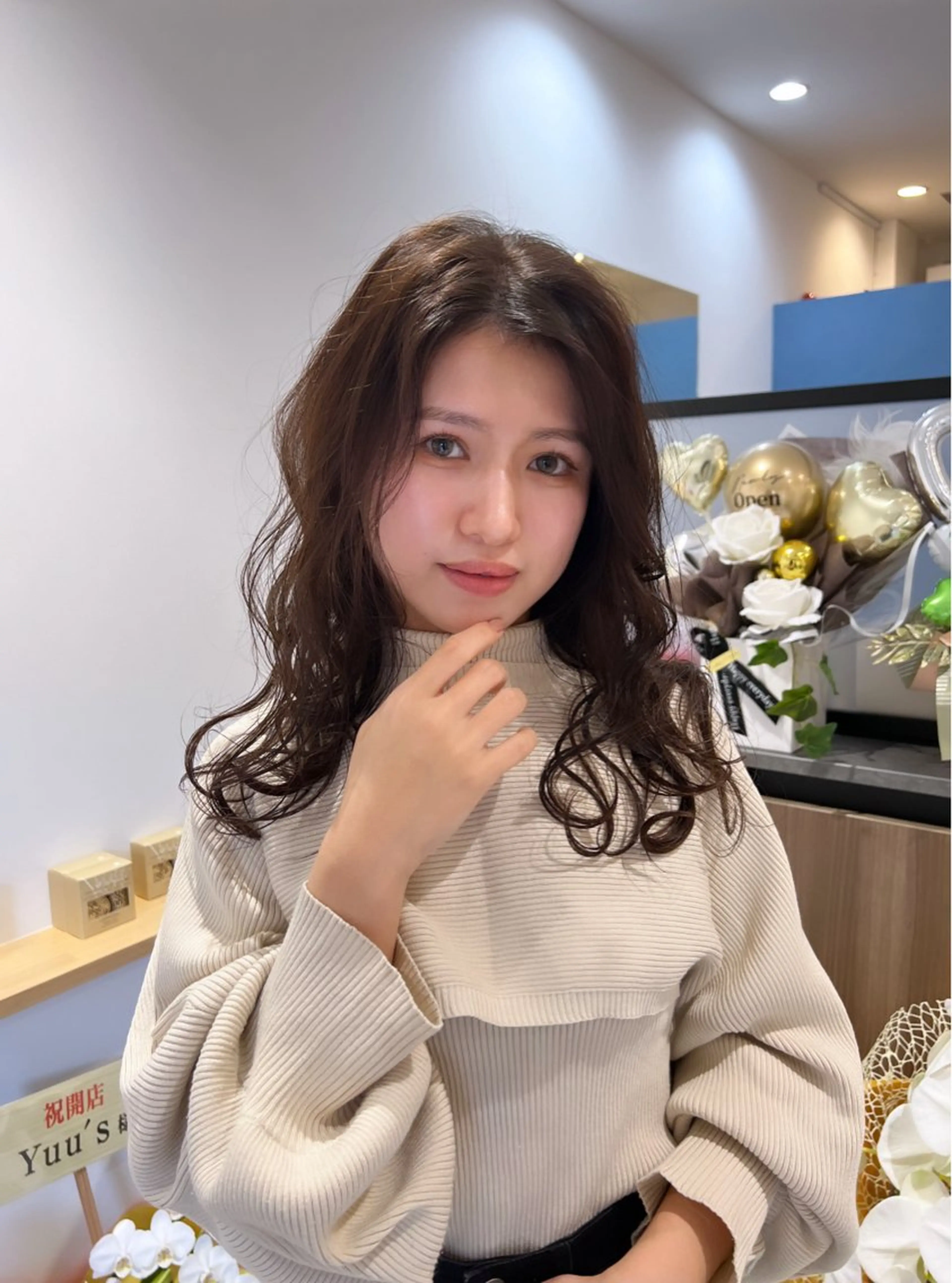 ミディアム カット ヘアカラー トリートメント Yuu's所属・Yuu's 【ユウズ】のヘアスタイル