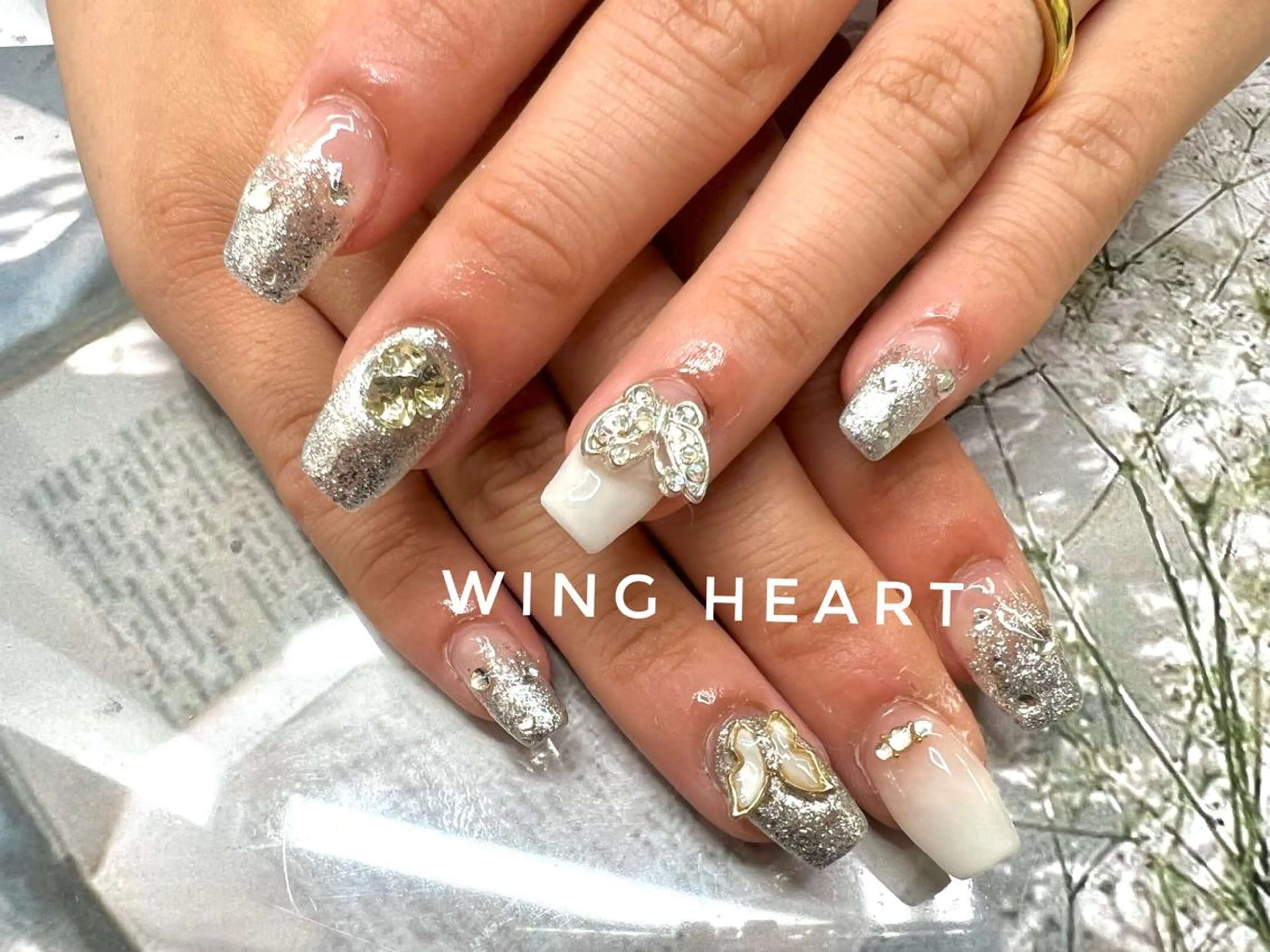 ネイル I. AYUMIのネイルデザイン