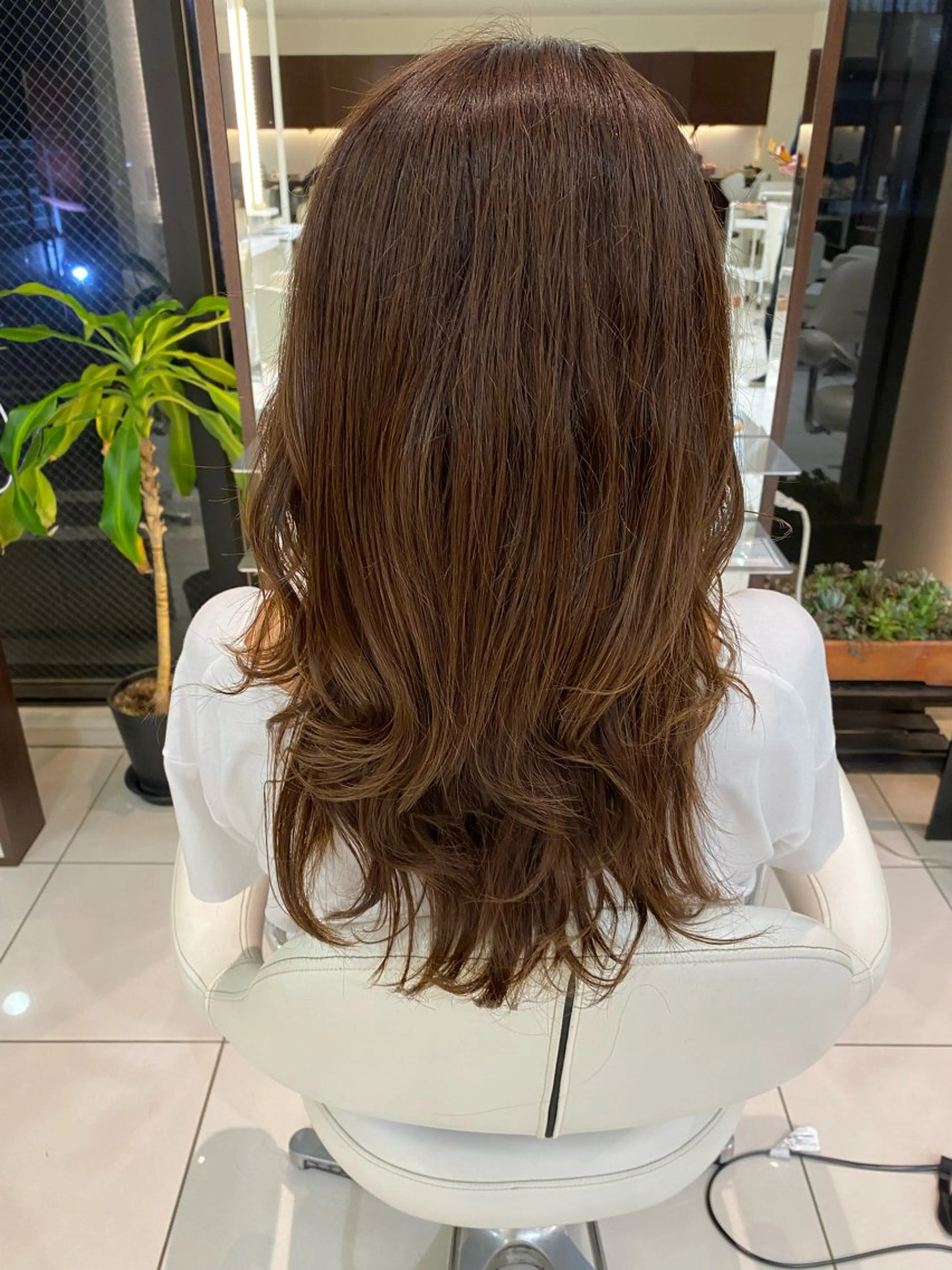 カラー ベージュカラー ブラウンカラー 内山 歩美のヘアスタイル